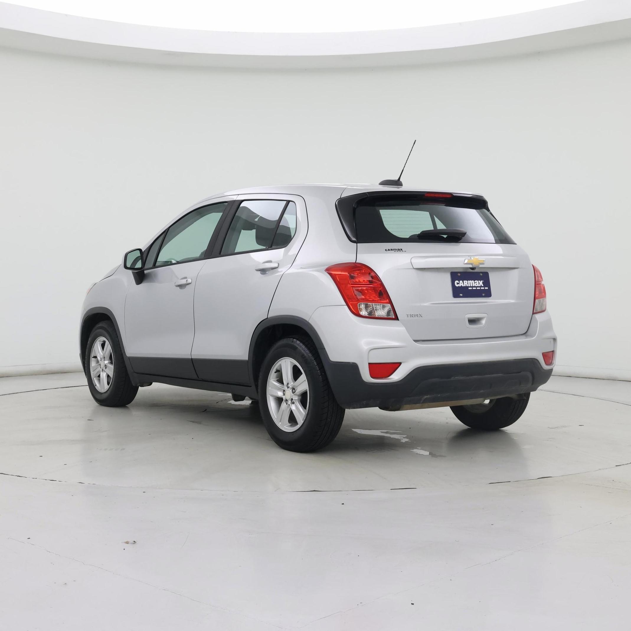 Thumbnail: 2019 Chevrolet Trax - 2