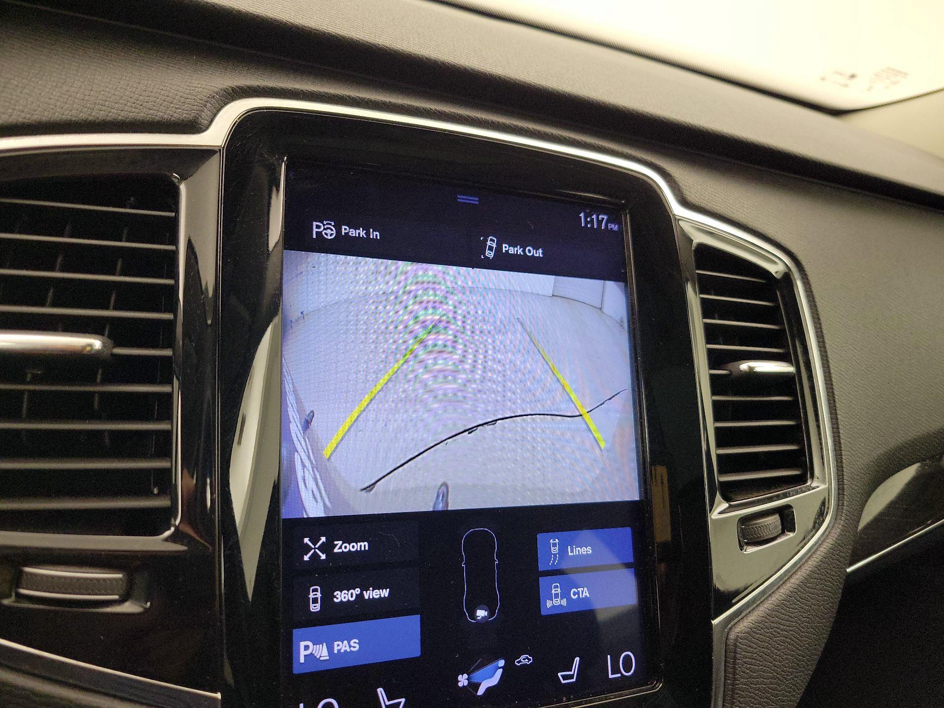 Thumbnail: 2018 Volvo XC90 - 14