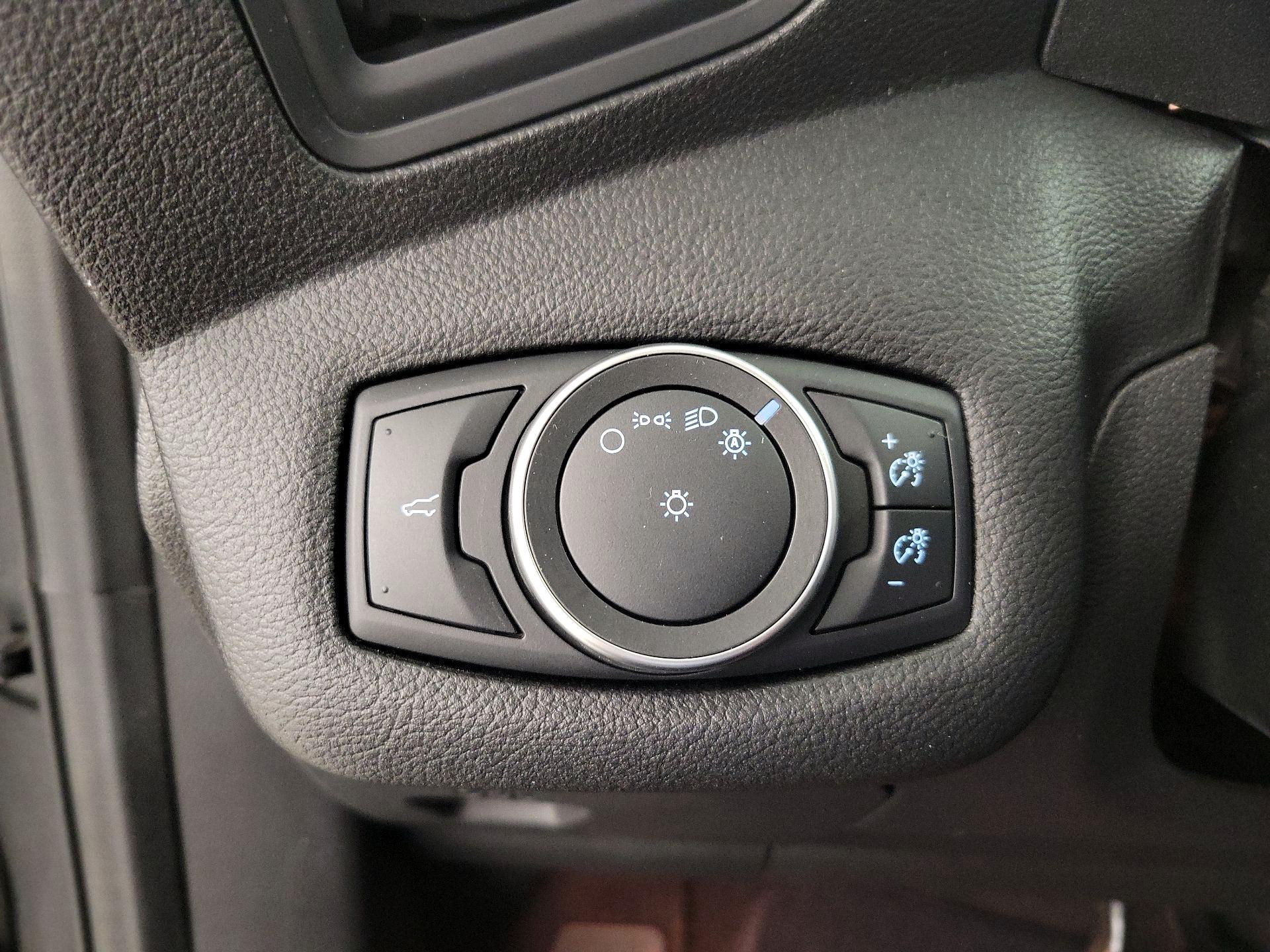 Thumbnail: 2018 Ford Escape - 13