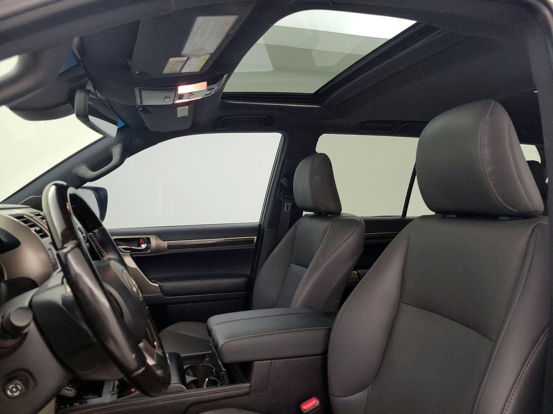 Thumbnail: 2021 Lexus GX - 19