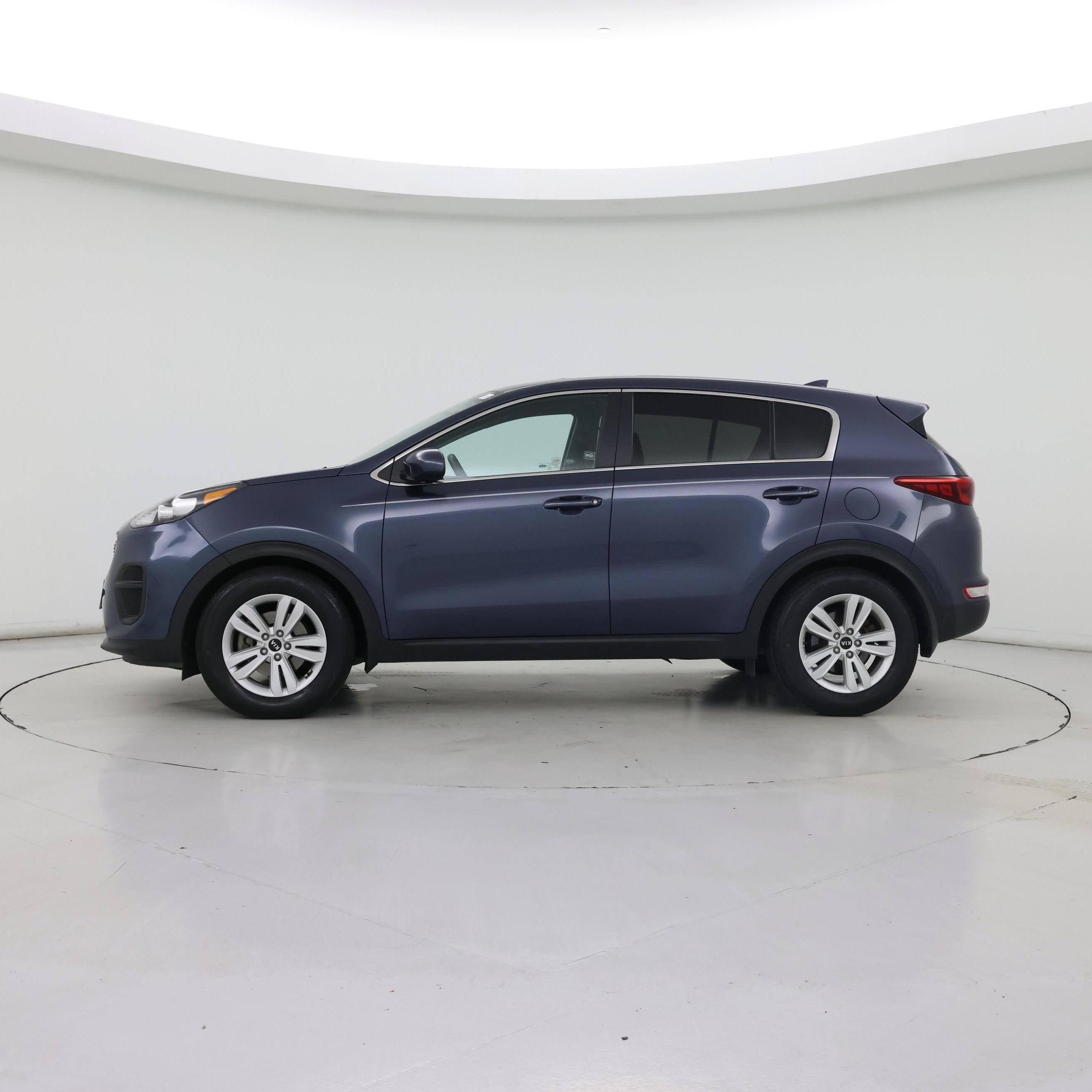 Thumbnail: 2018 Kia Sportage - 3
