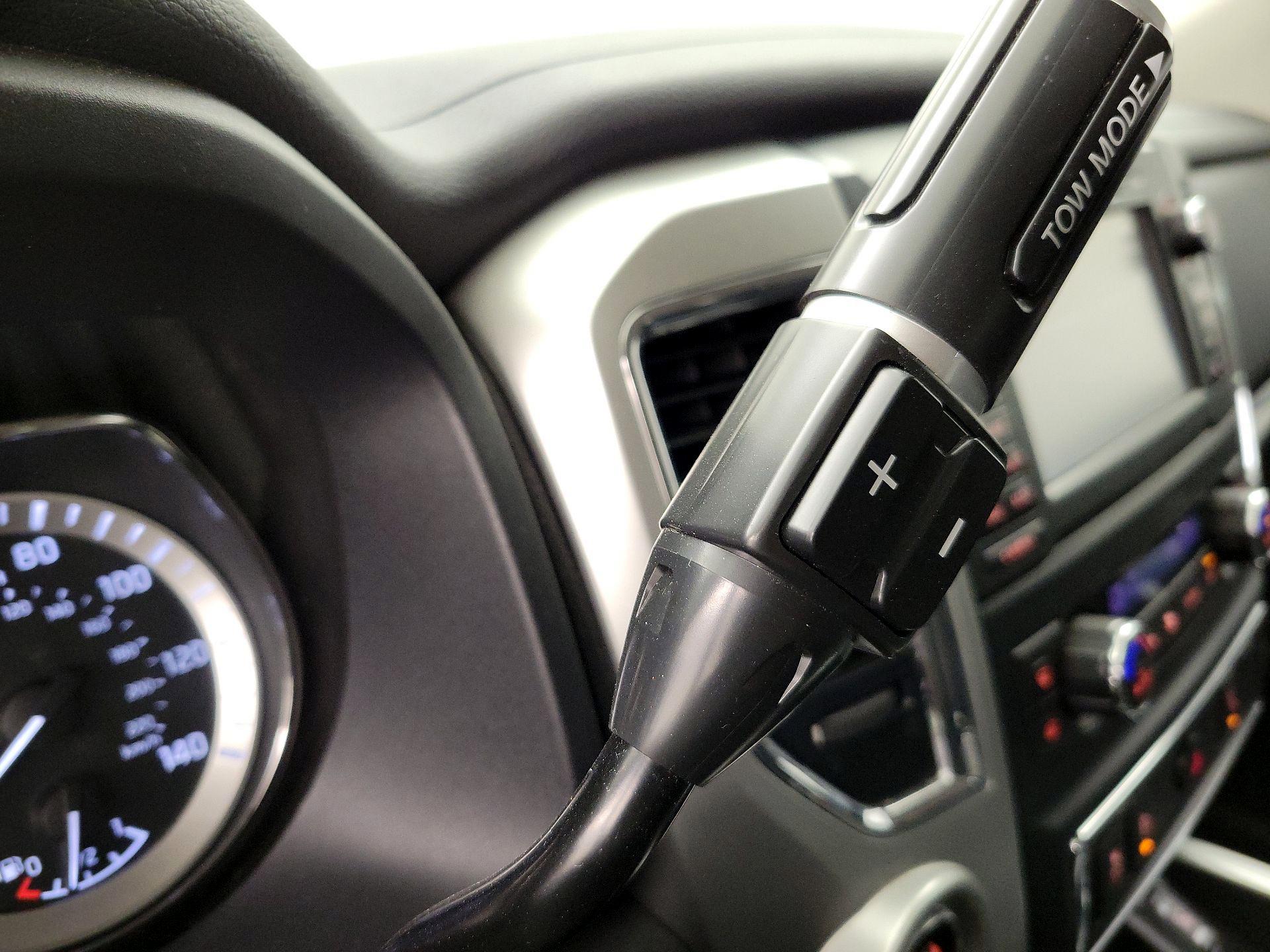 Thumbnail: 2018 Nissan Titan - 18