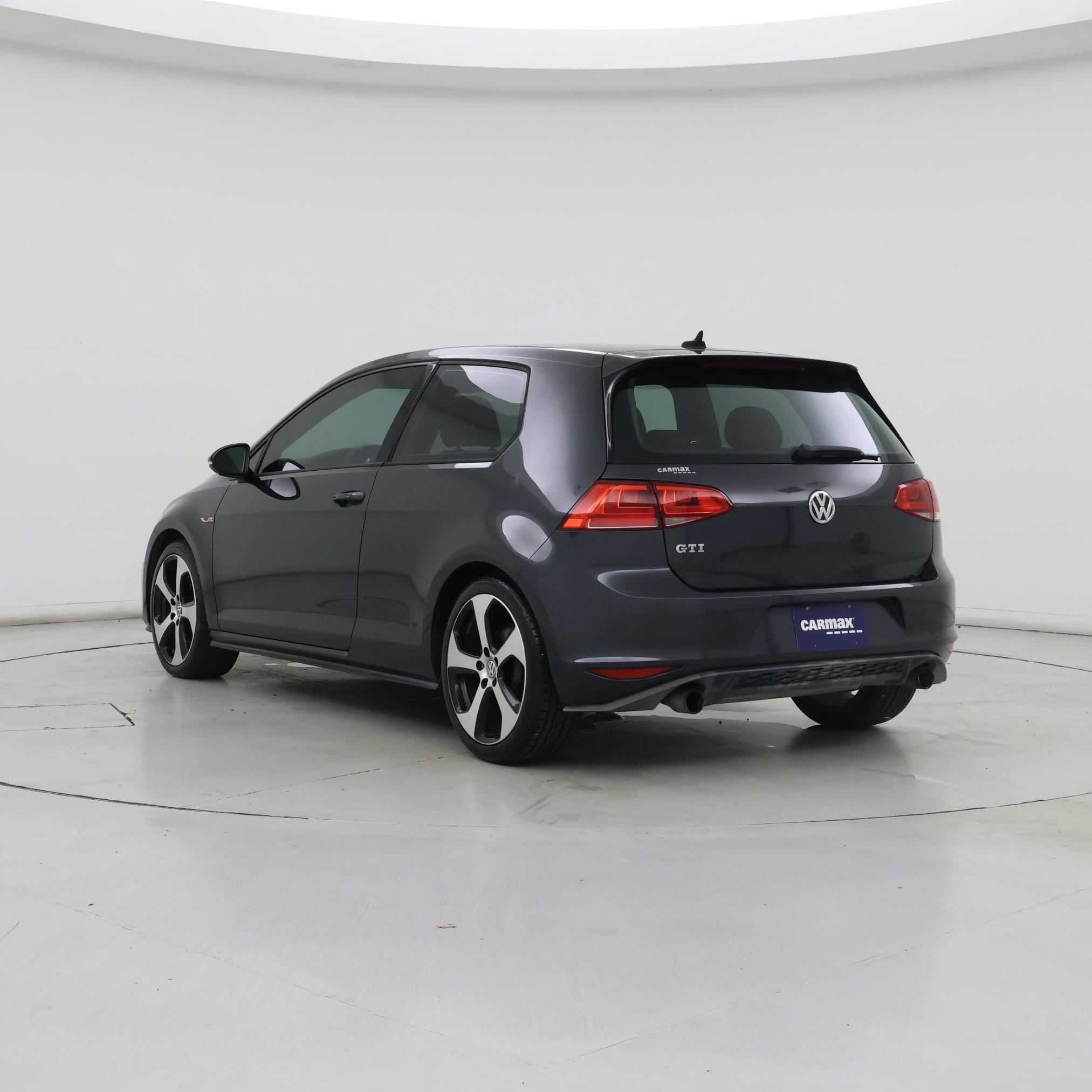 Thumbnail: 2015 Volkswagen Golf - 2