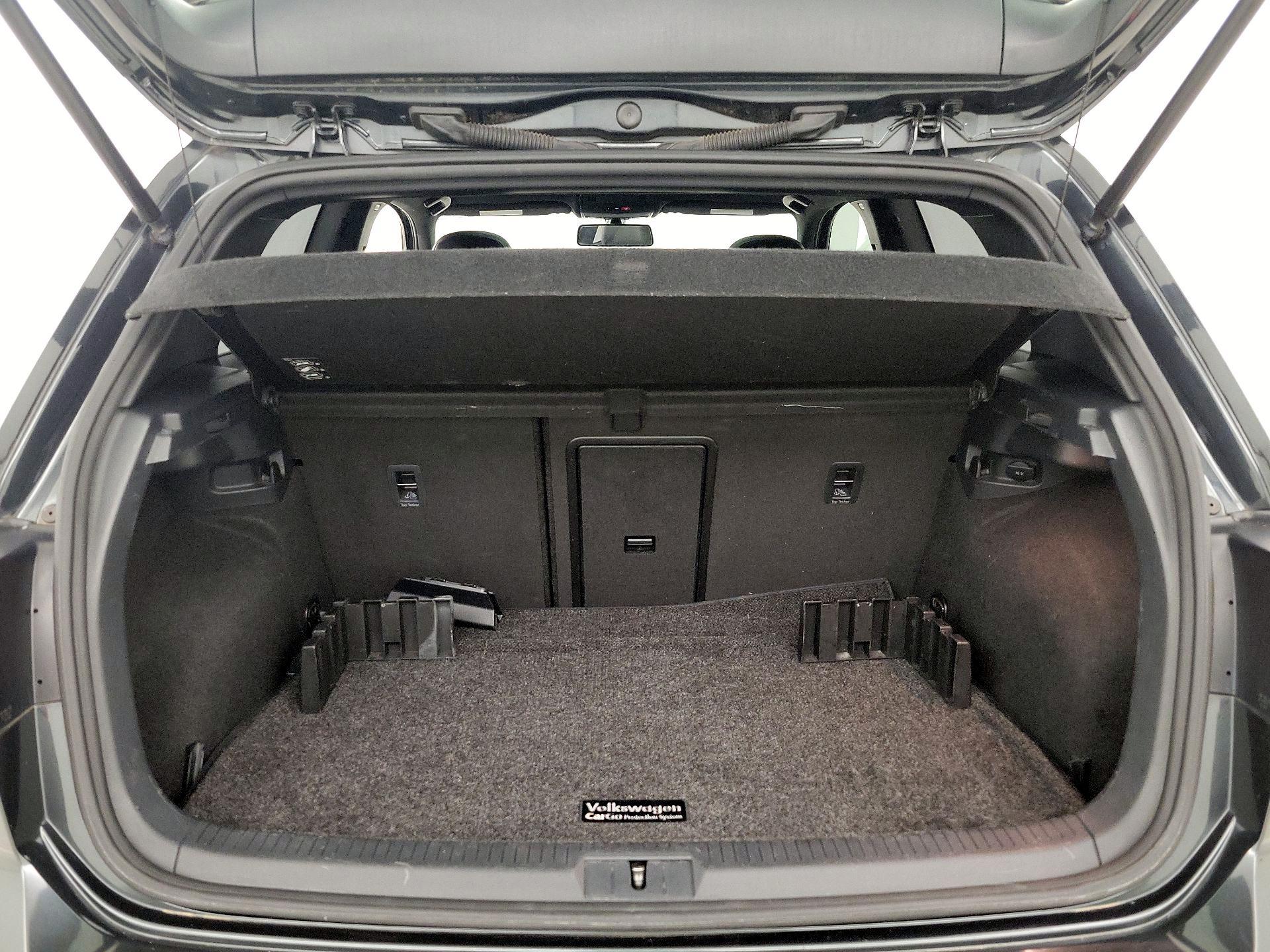 Thumbnail: 2015 Volkswagen Golf - 19
