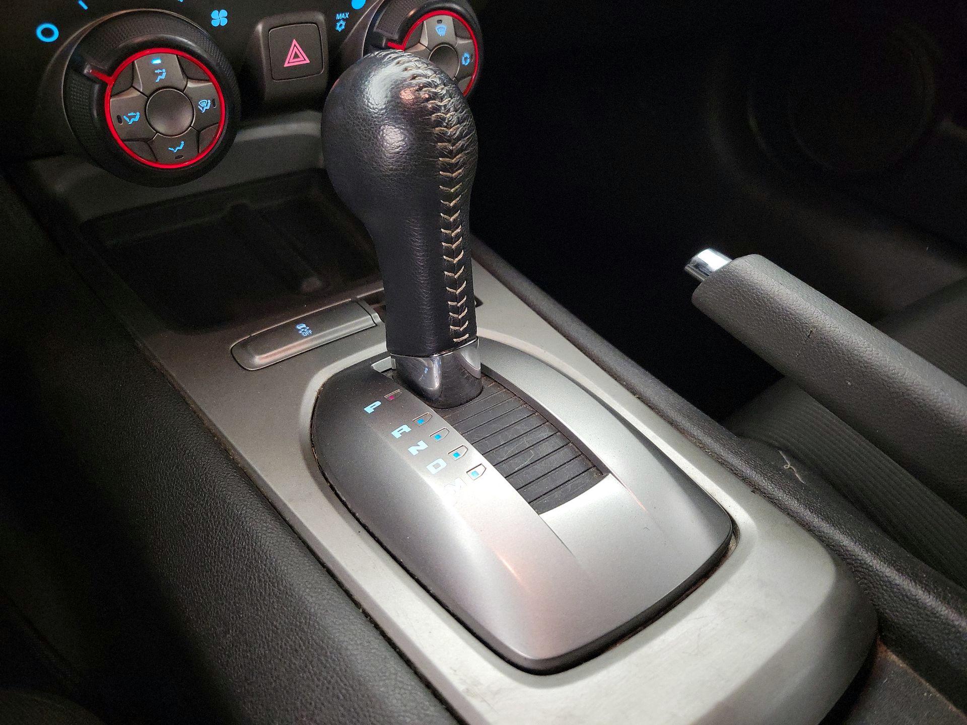Thumbnail: 2014 Chevrolet Camaro - 17