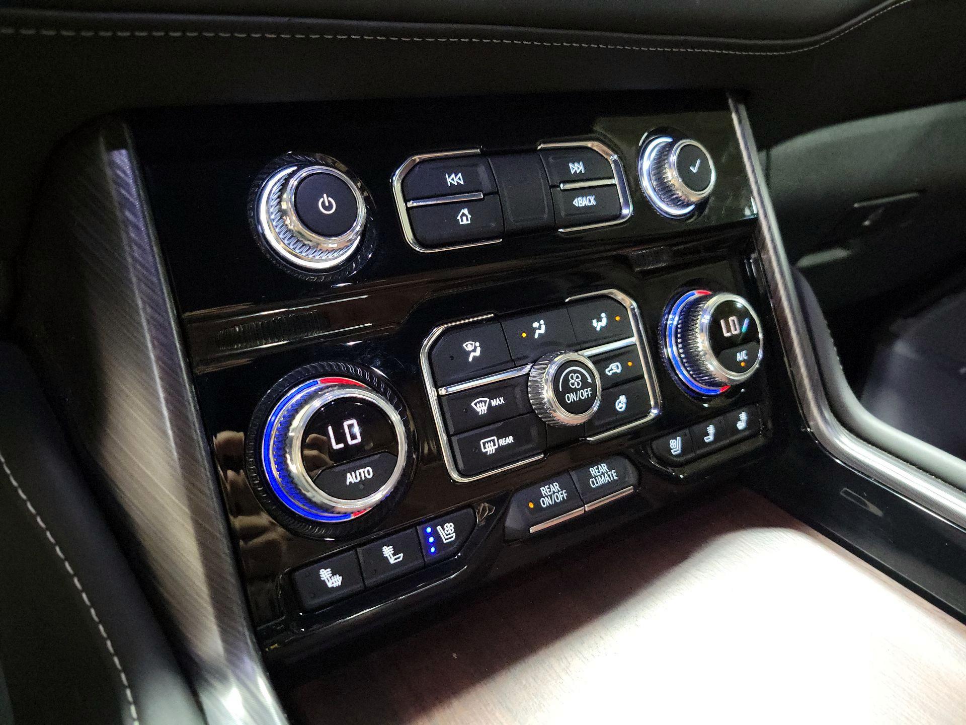 Thumbnail: 2023 GMC Yukon - 16