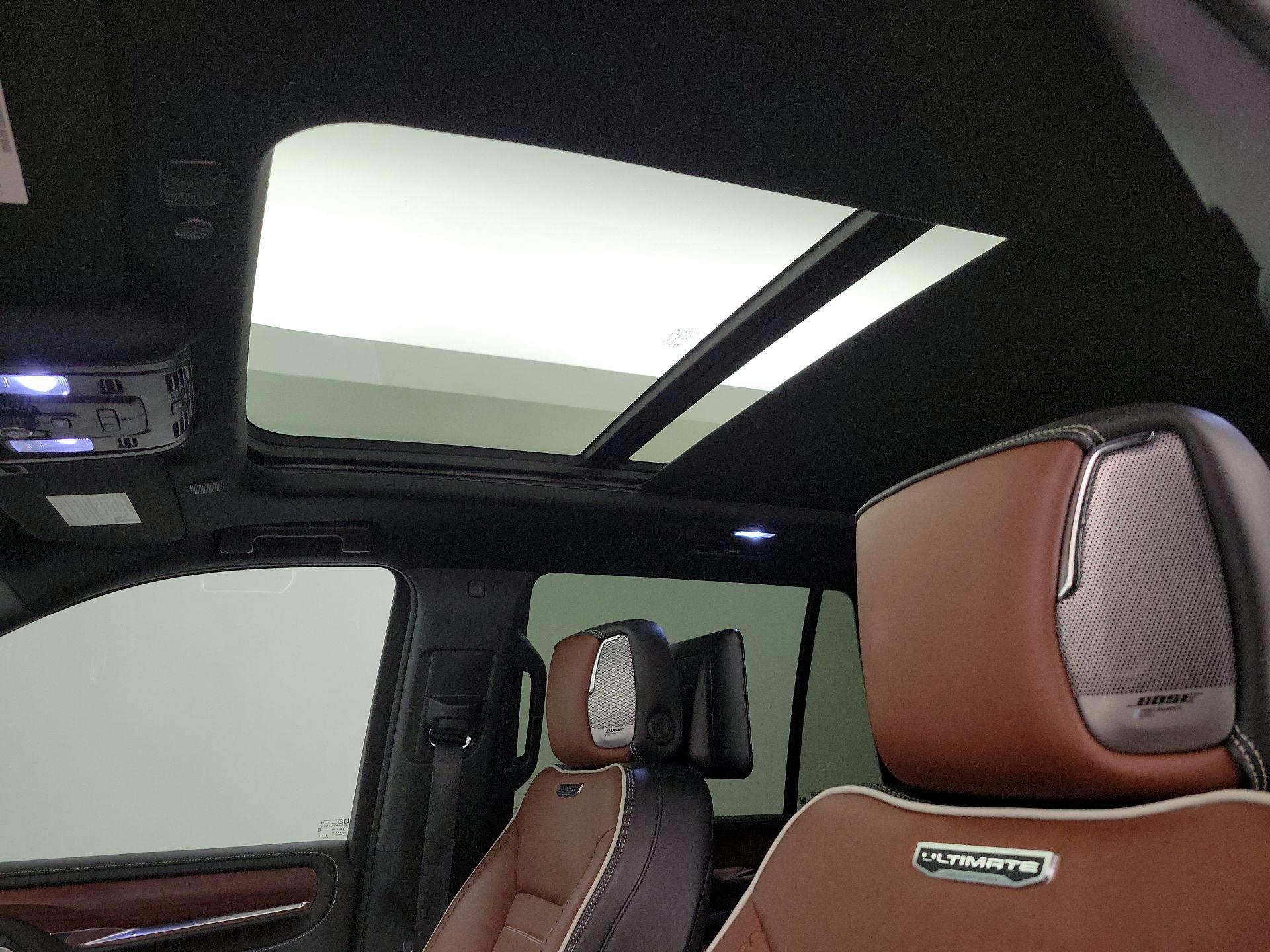 Thumbnail: 2023 GMC Yukon - 18