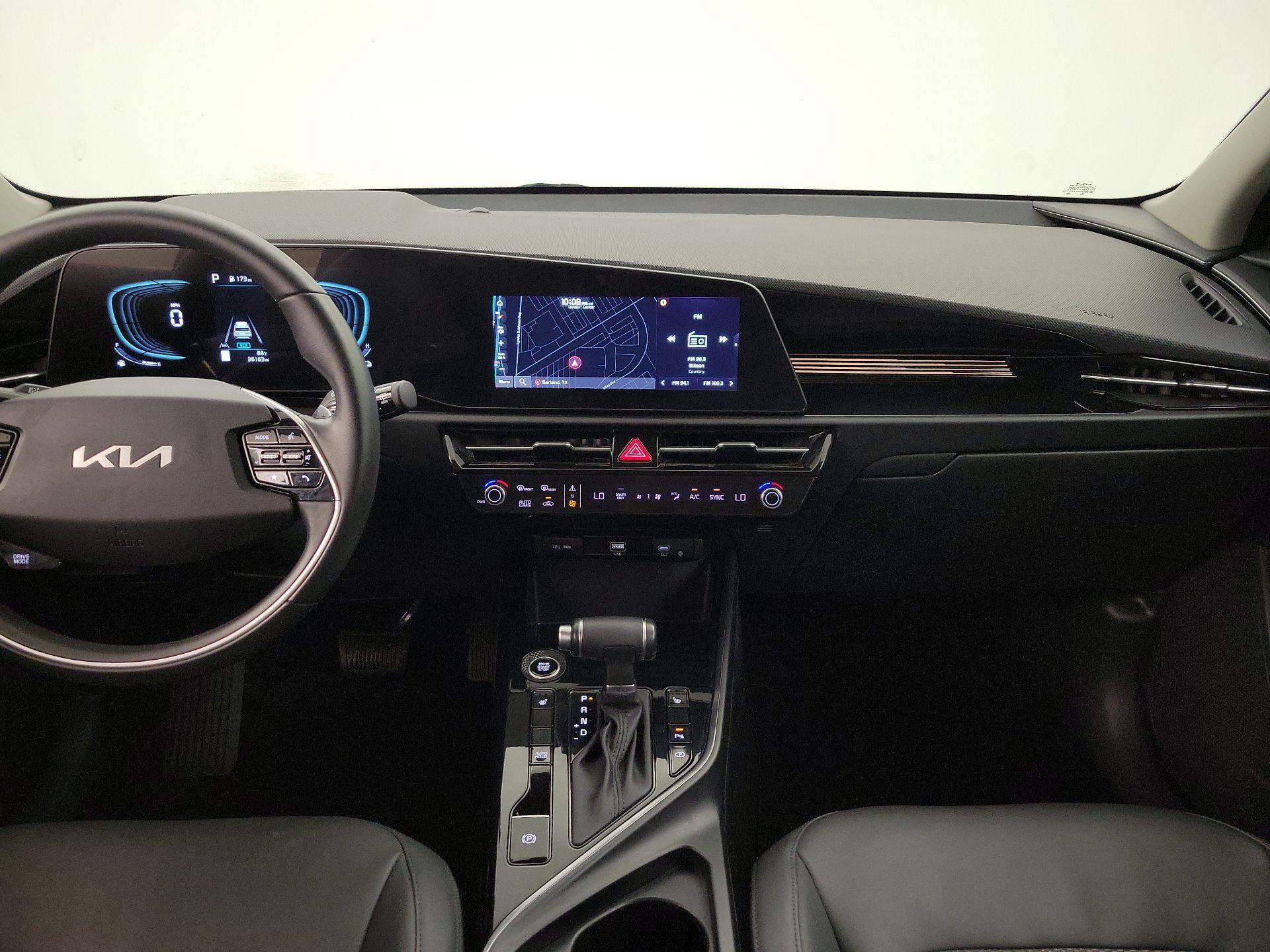 Thumbnail: 2023 Kia Niro - 9