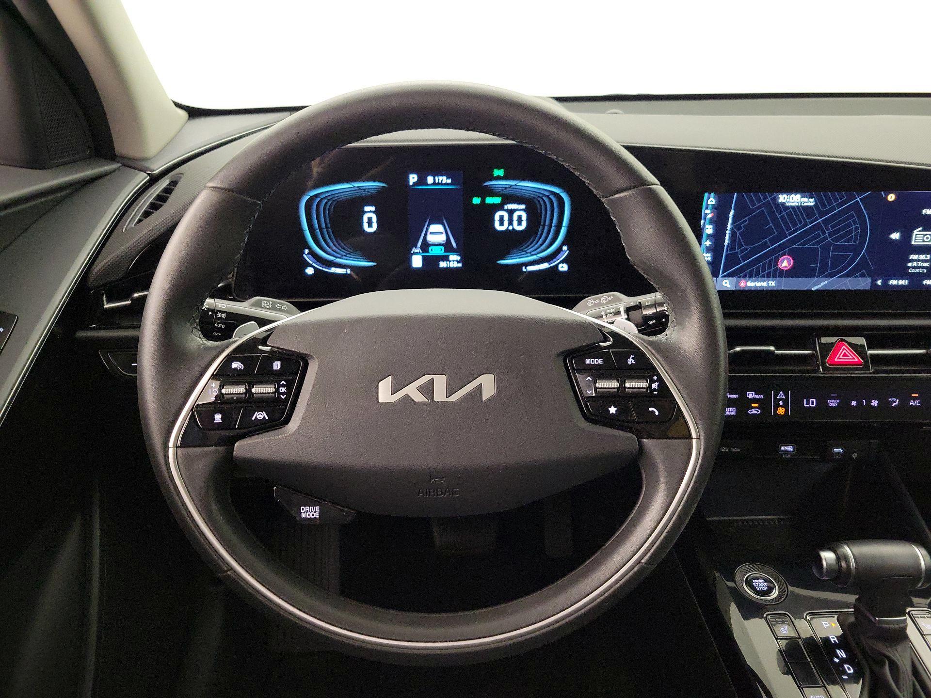 Thumbnail: 2023 Kia Niro - 10