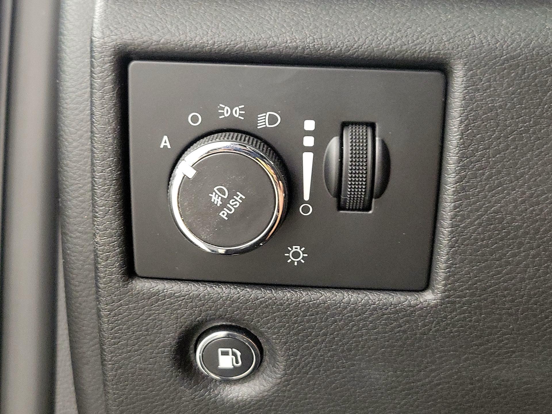 Thumbnail: 2019 Jeep Grand Cherokee - 13