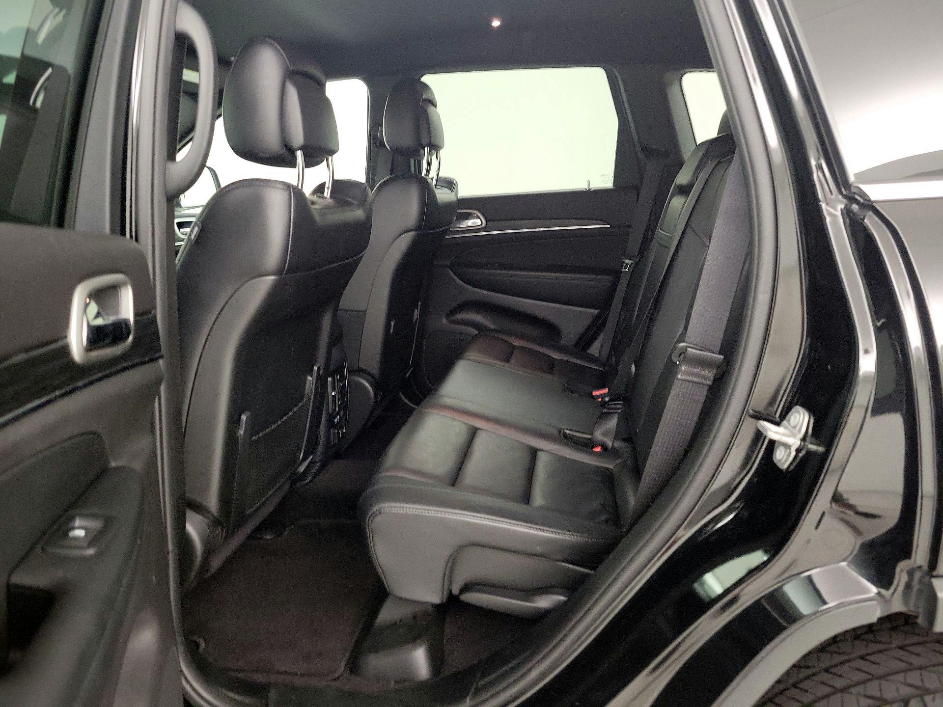 Thumbnail: 2019 Jeep Grand Cherokee - 19