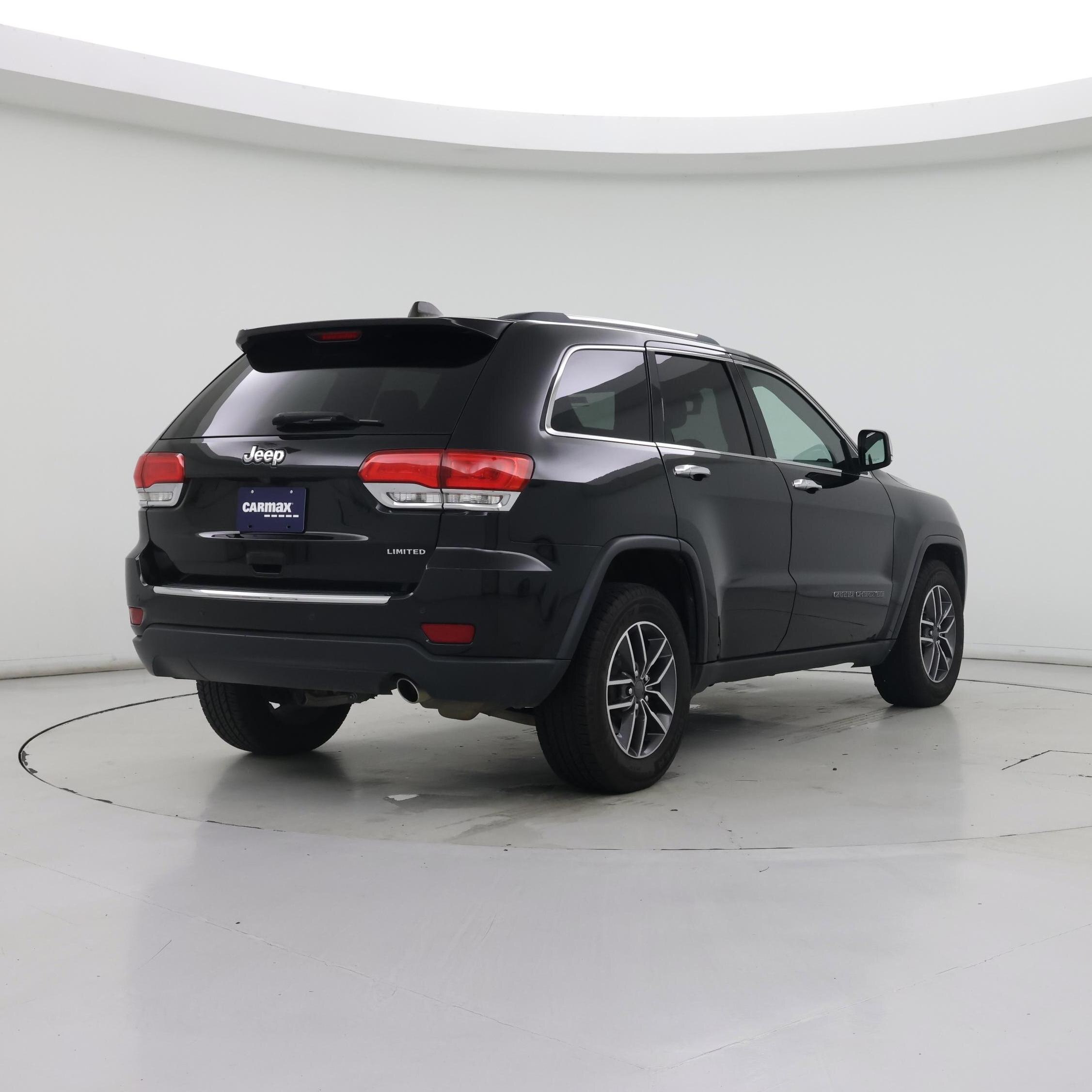 Thumbnail: 2019 Jeep Grand Cherokee - 8