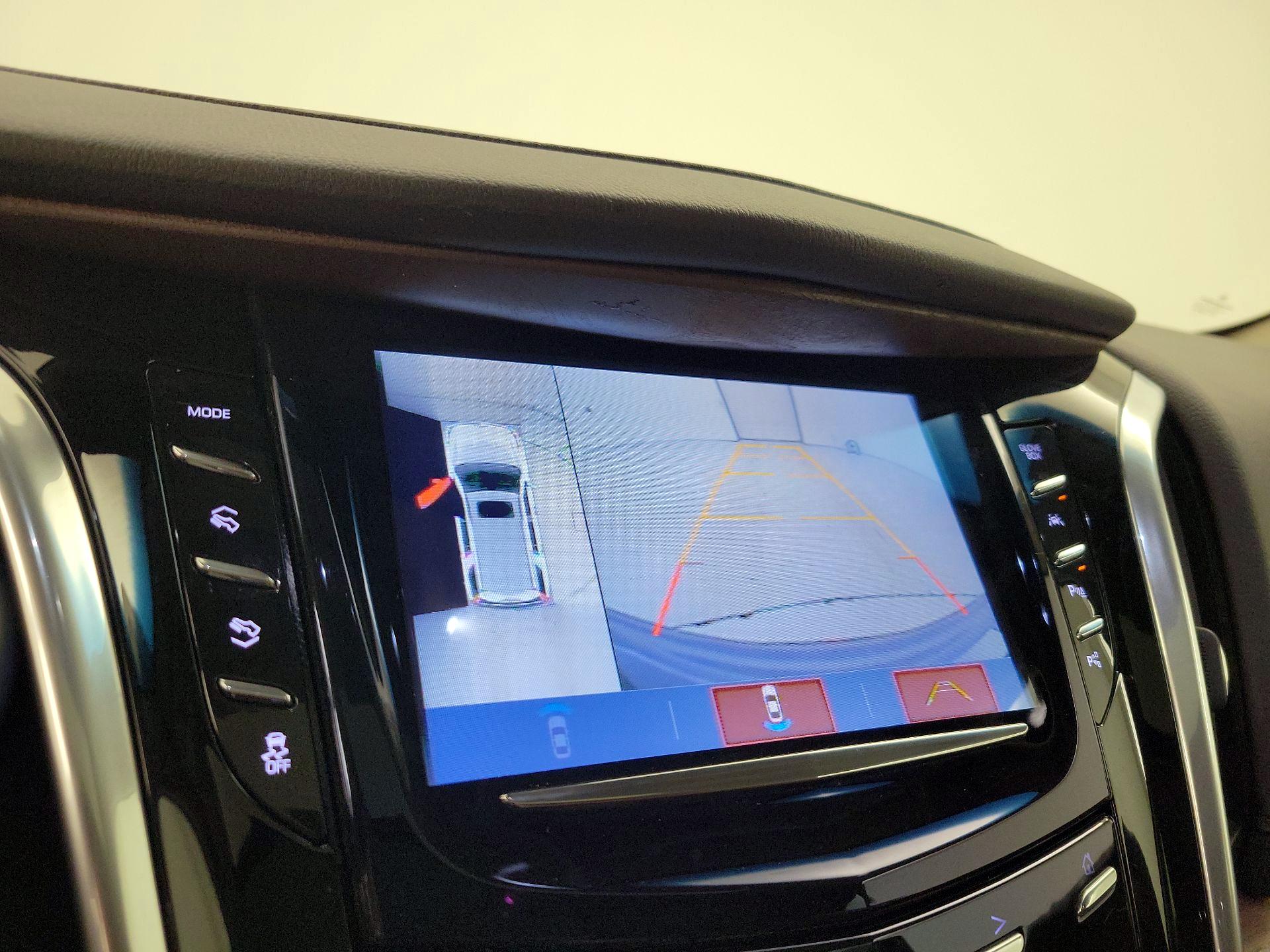 Thumbnail: 2018 Cadillac Escalade - 15