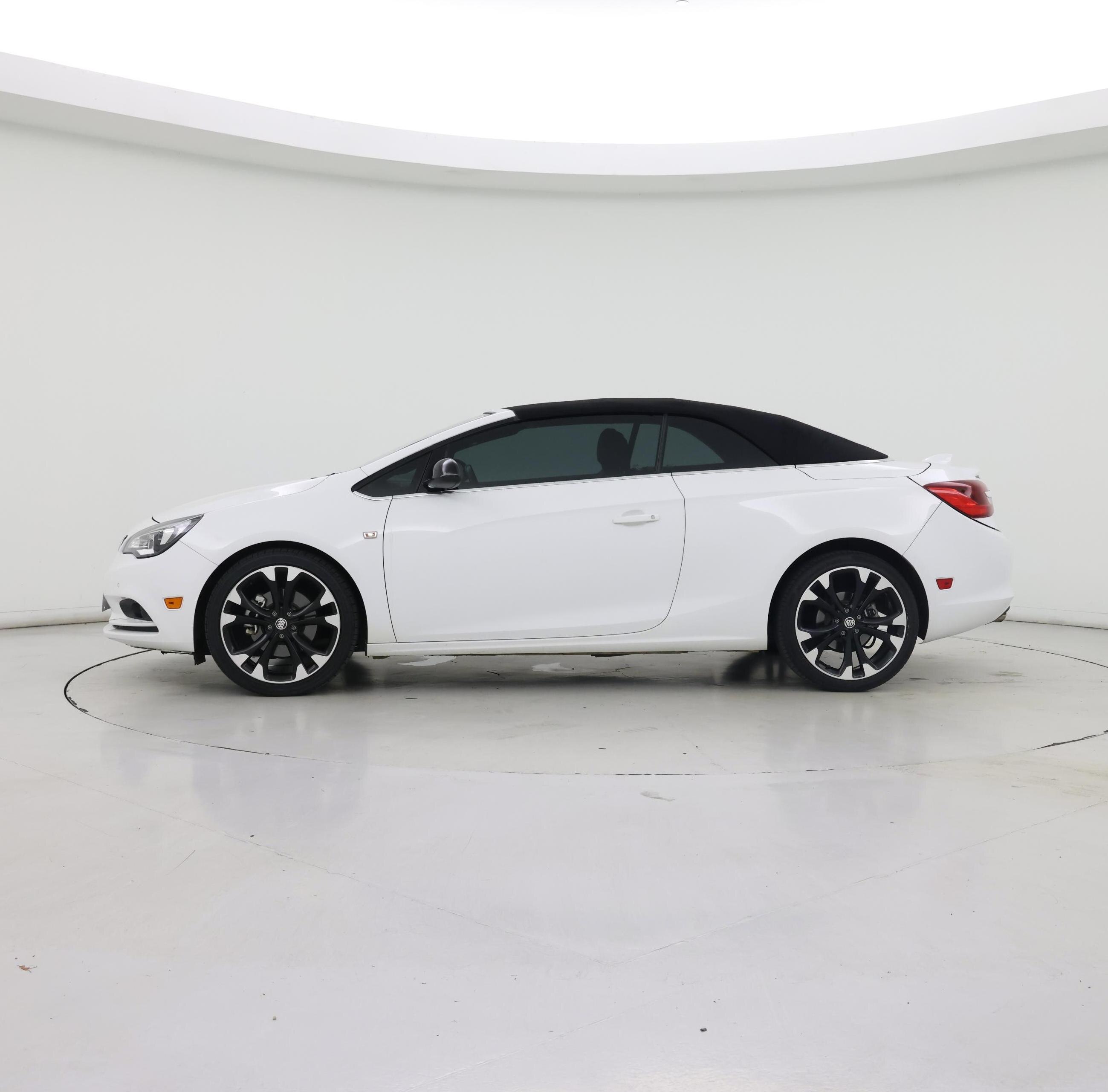 Thumbnail: 2019 Buick Cascada - 3