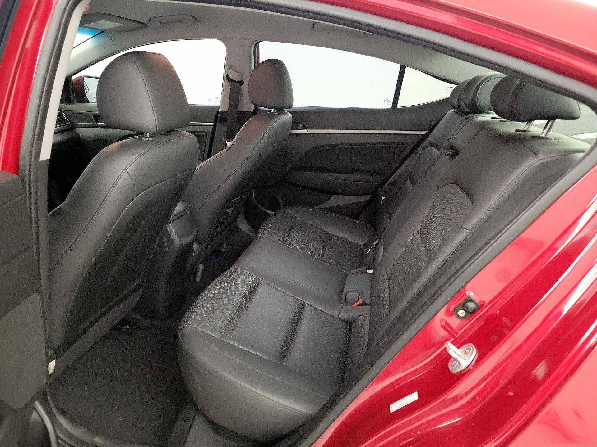 Thumbnail: 2017 Hyundai Elantra - 18