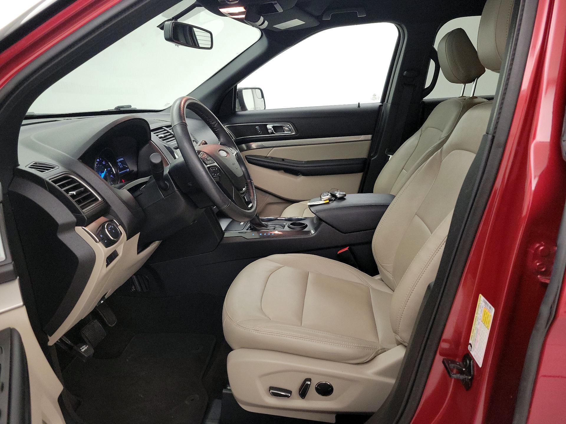 Thumbnail: 2018 Ford Explorer - 11