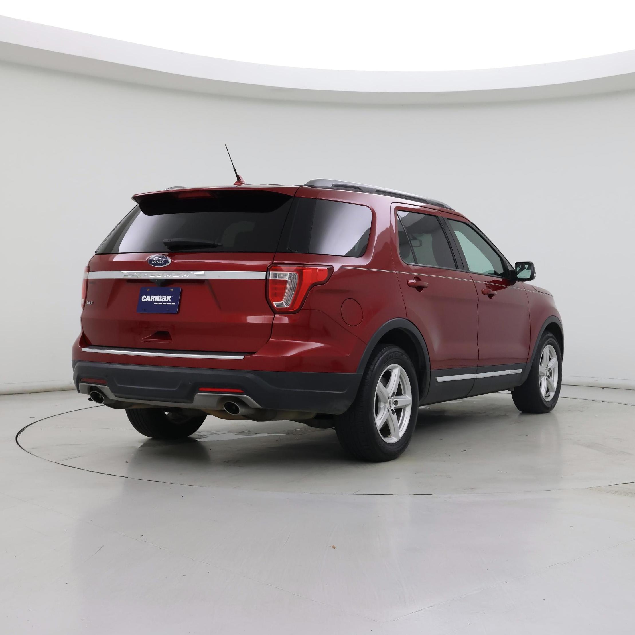 Thumbnail: 2018 Ford Explorer - 8