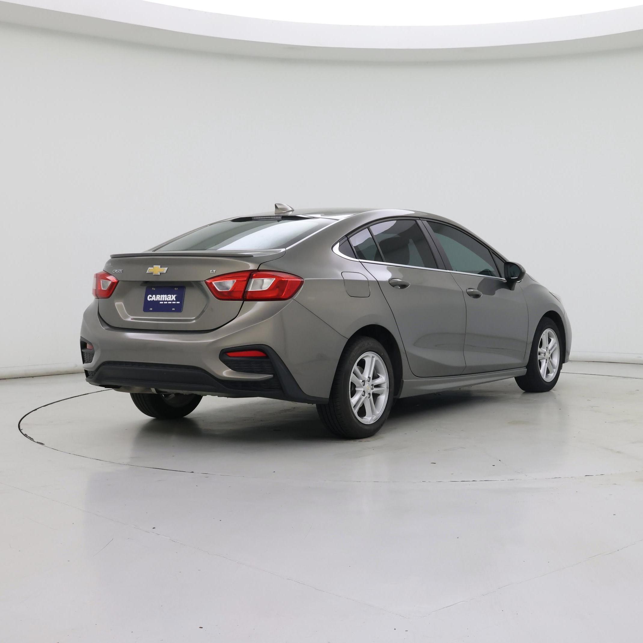 Thumbnail: 2018 Chevrolet Cruze - 8