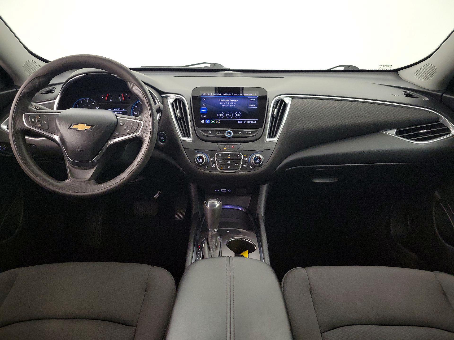 Thumbnail: 2020 Chevrolet Malibu - 9