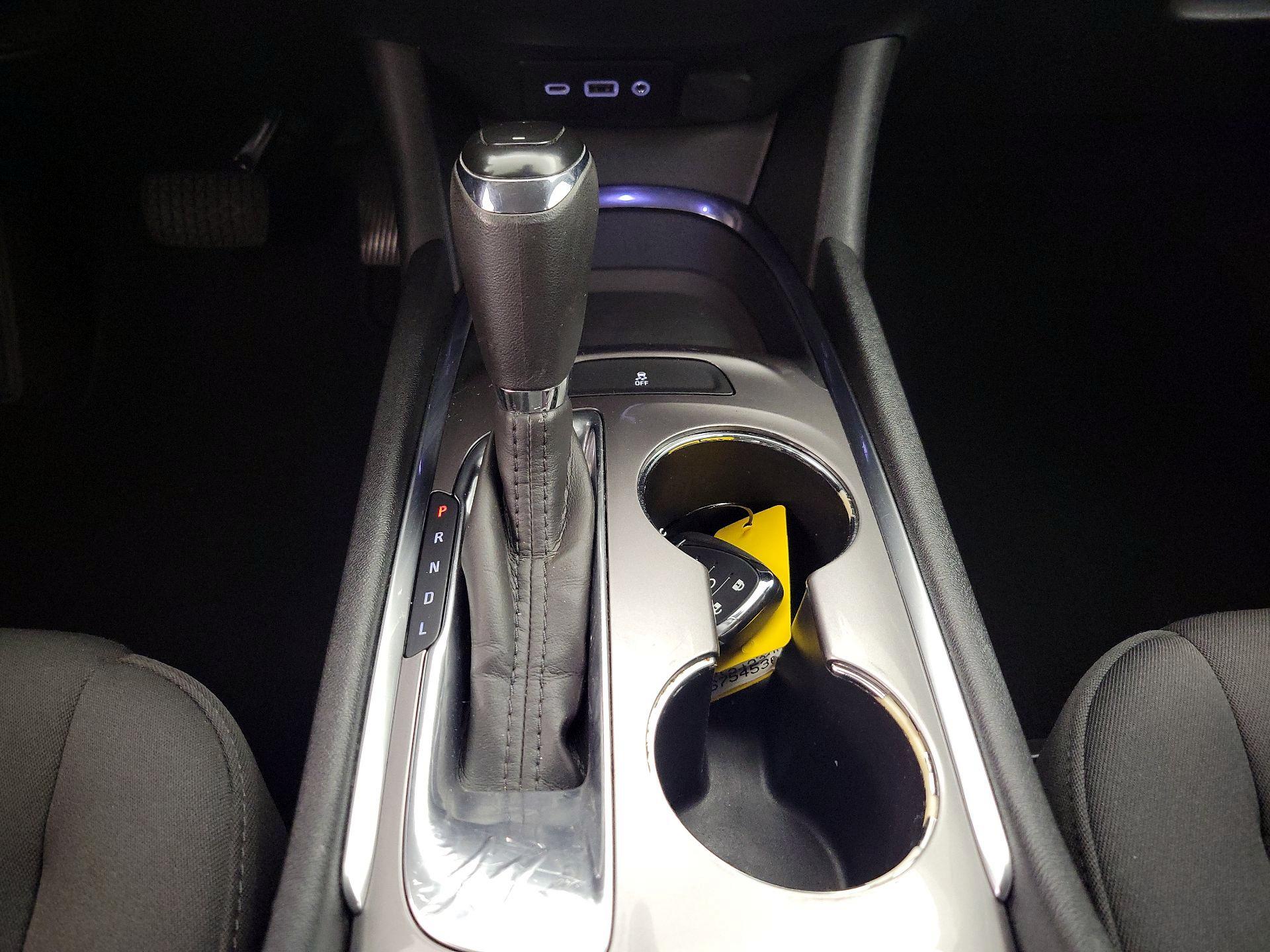 Thumbnail: 2020 Chevrolet Malibu - 17