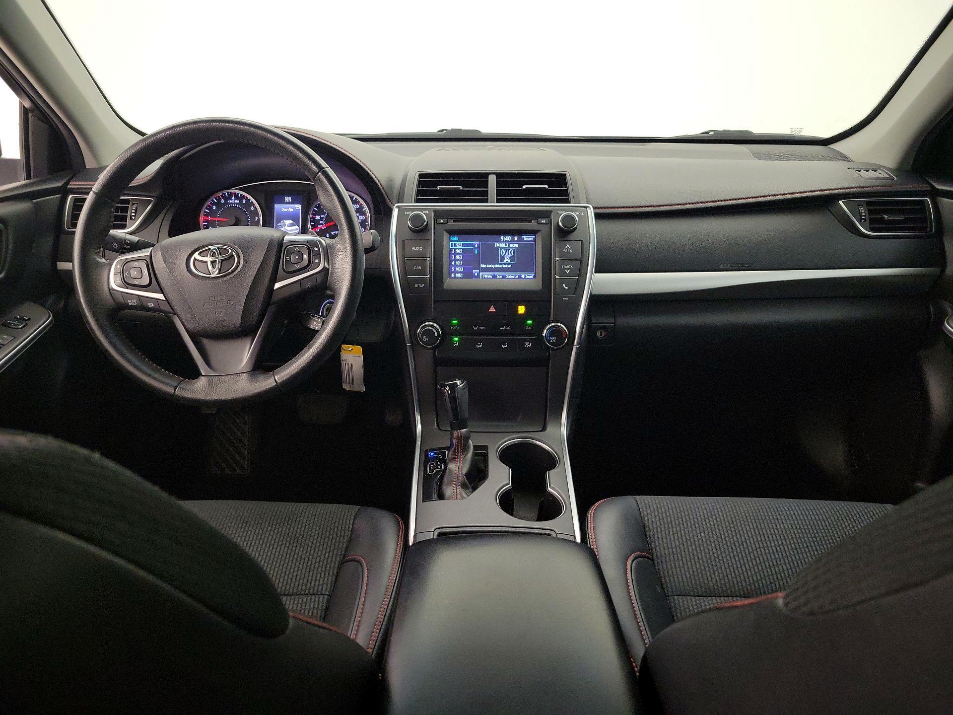 Thumbnail: 2017 Toyota Camry - 9