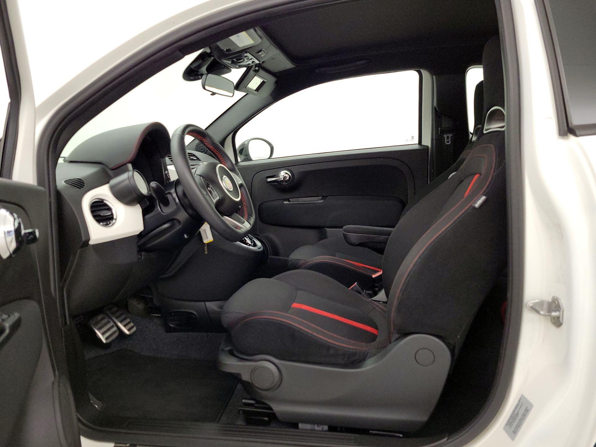 Thumbnail: 2015 Fiat 500 - 11