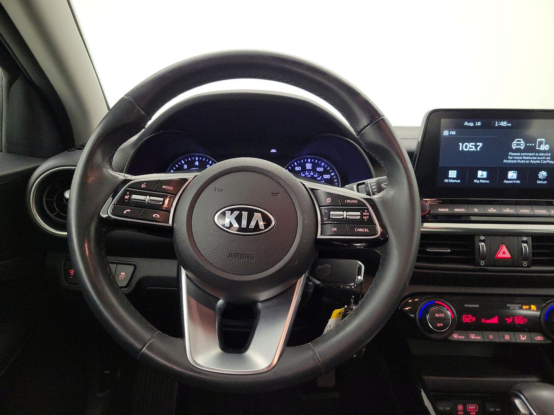 Thumbnail: 2019 Kia Forte - 10