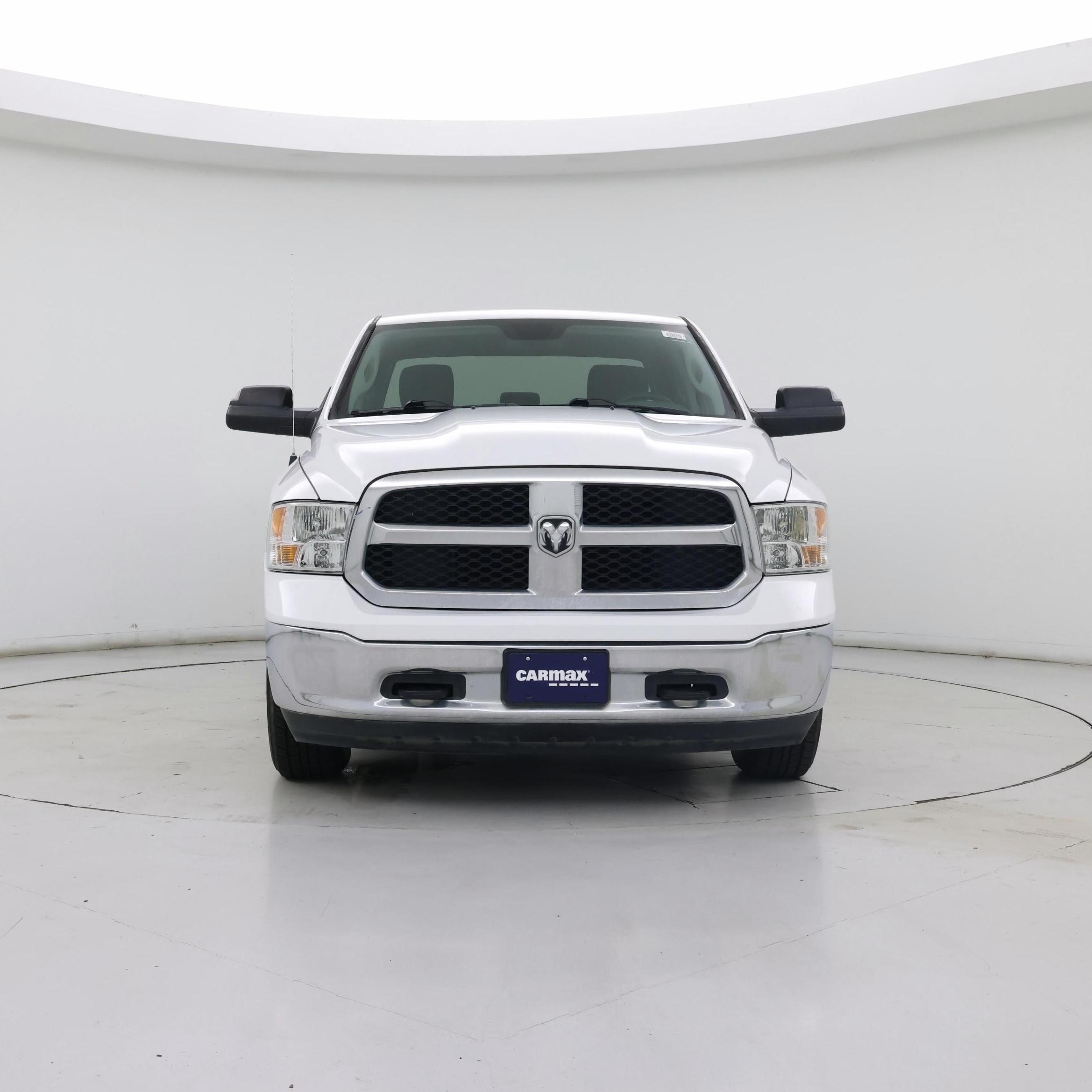 Thumbnail: 2019 RAM 1500 Classic - 5
