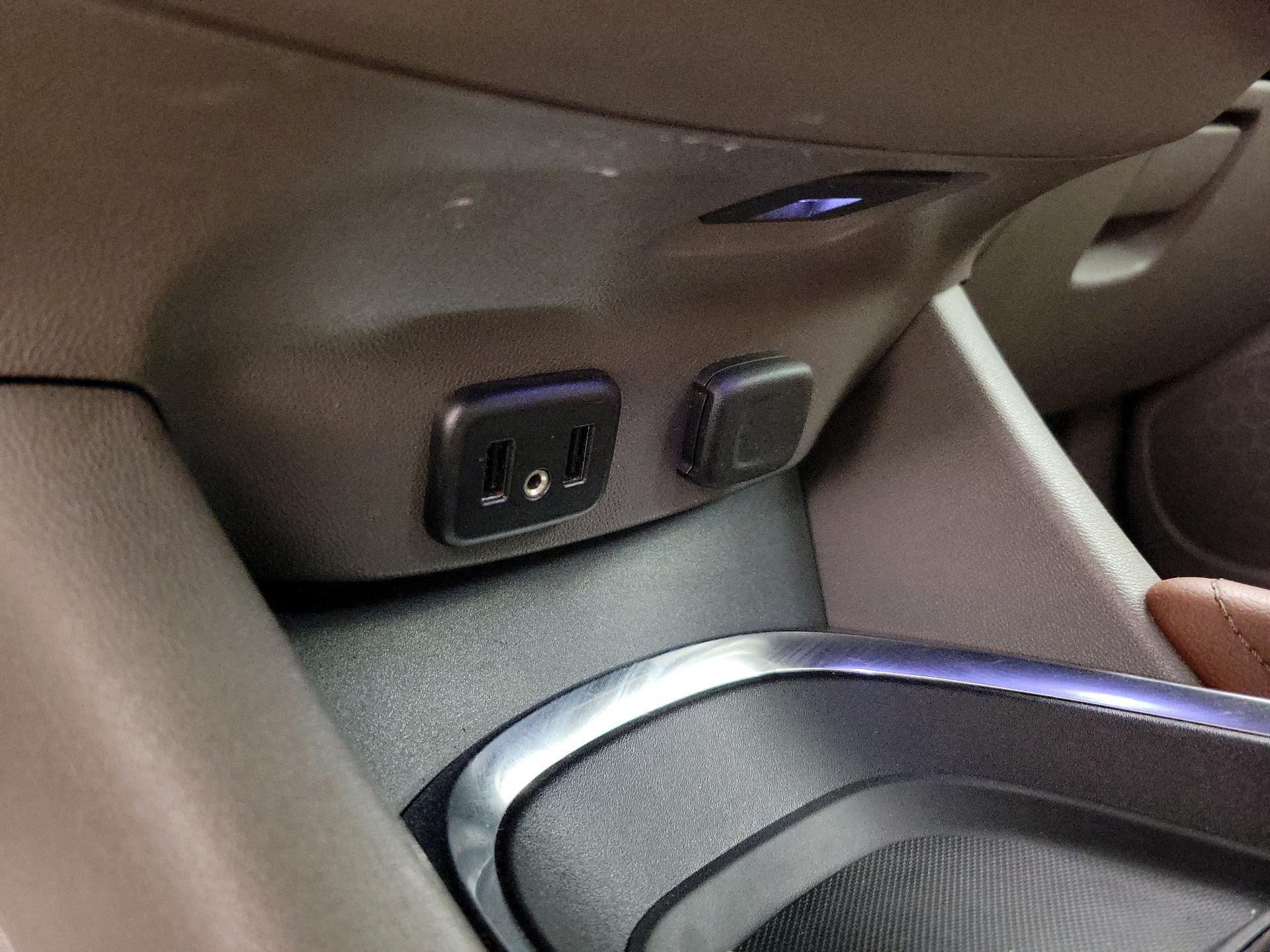 Thumbnail: 2016 Chevrolet Malibu - 18