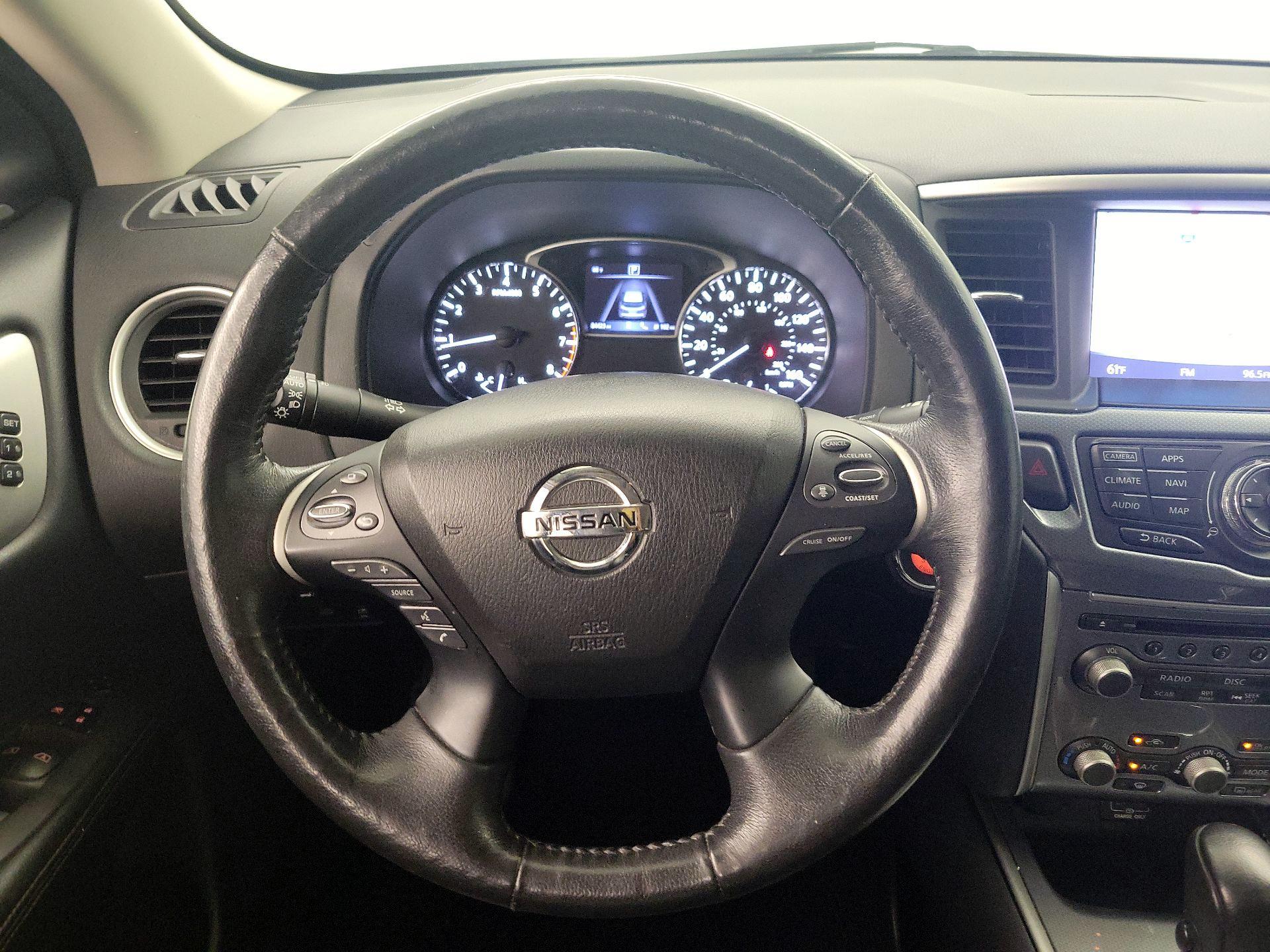 Thumbnail: 2018 Nissan Pathfinder - 10