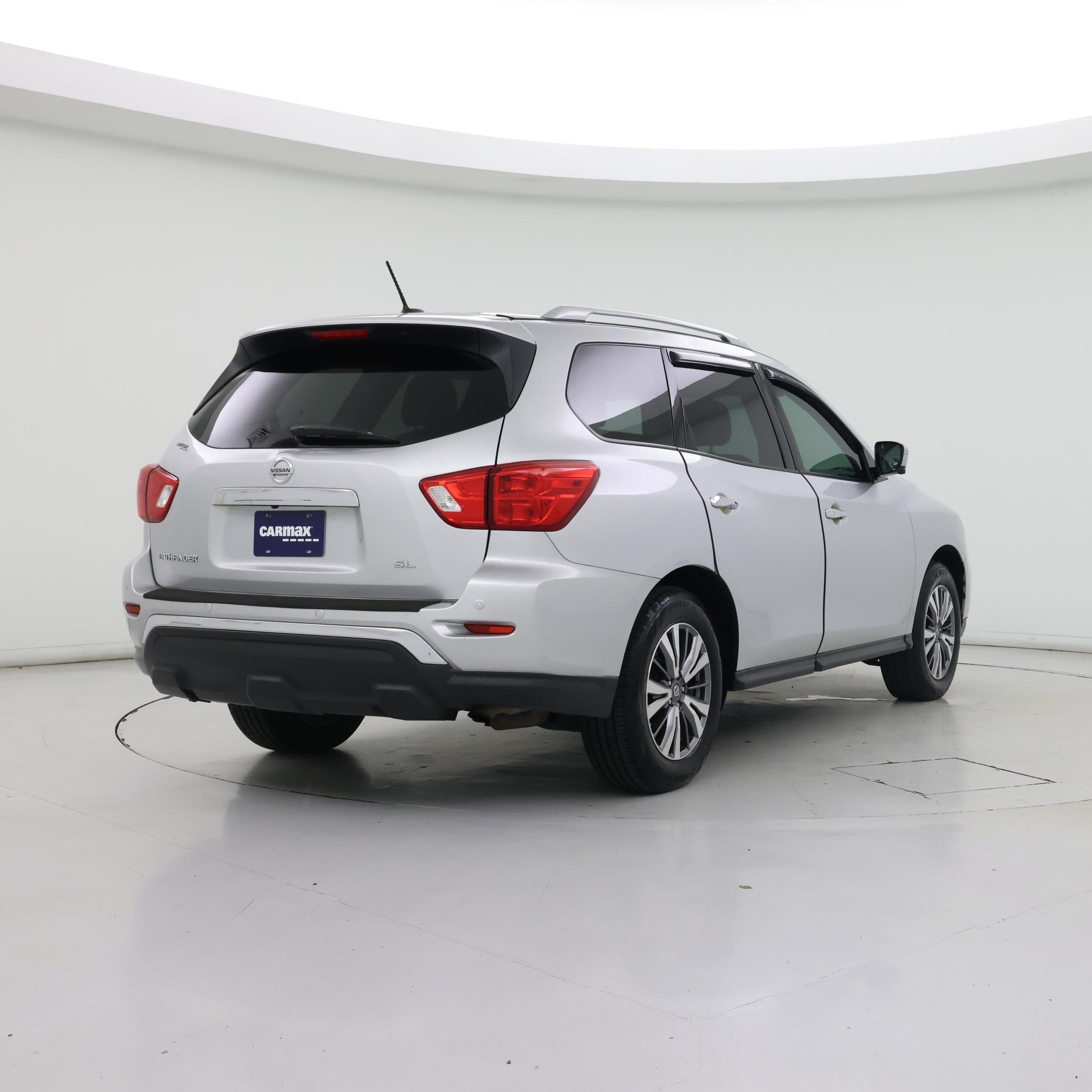 Thumbnail: 2018 Nissan Pathfinder - 8