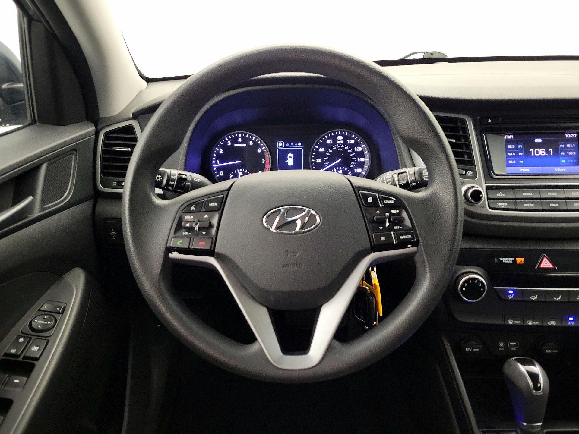 Thumbnail: 2017 Hyundai Tucson - 10
