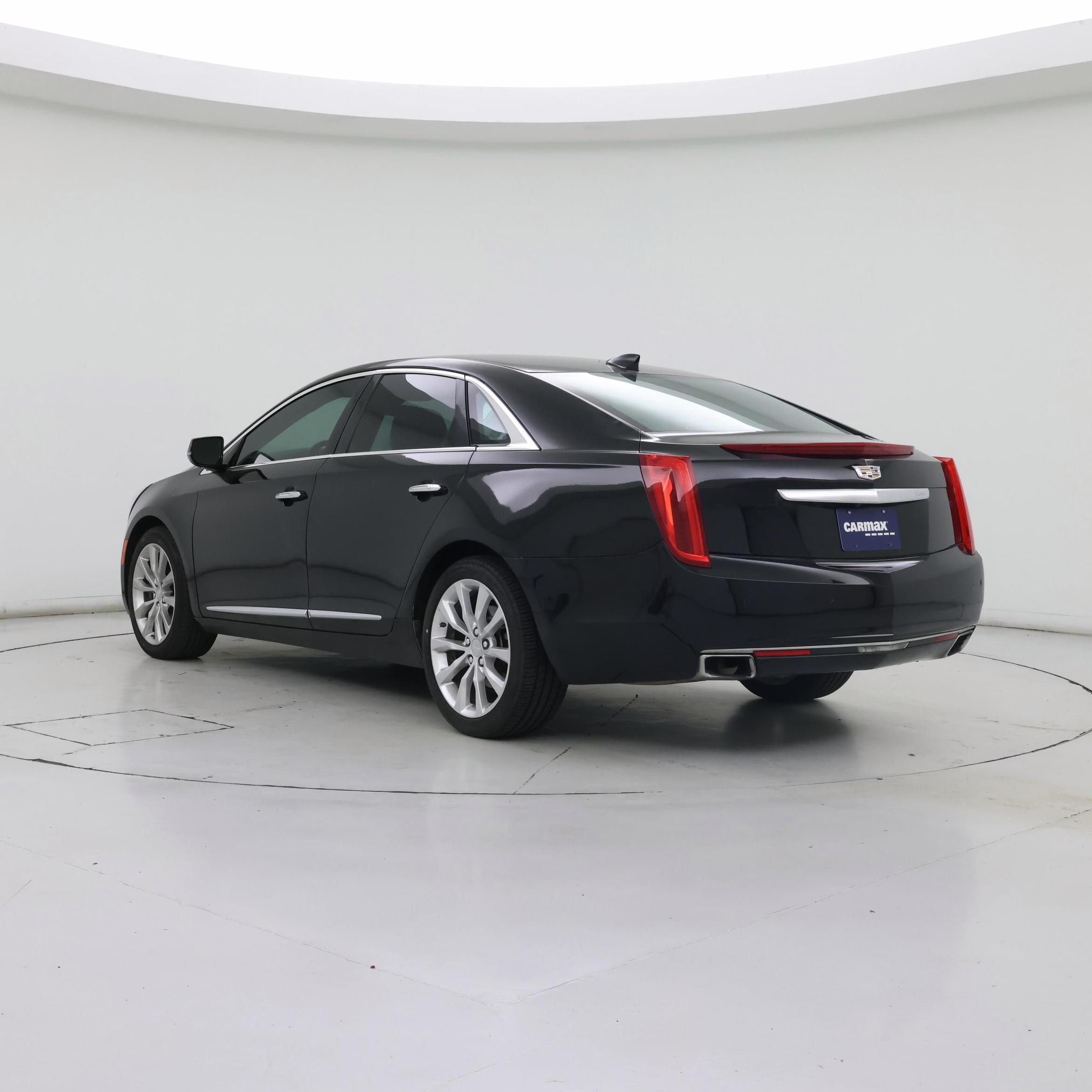Thumbnail: 2017 Cadillac XTS - 2