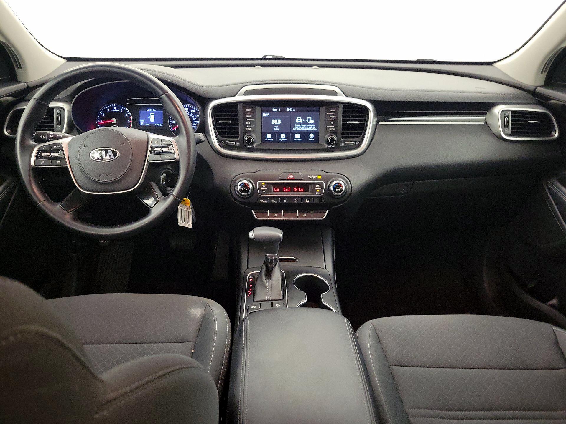 Thumbnail: 2020 Kia Sorento - 9