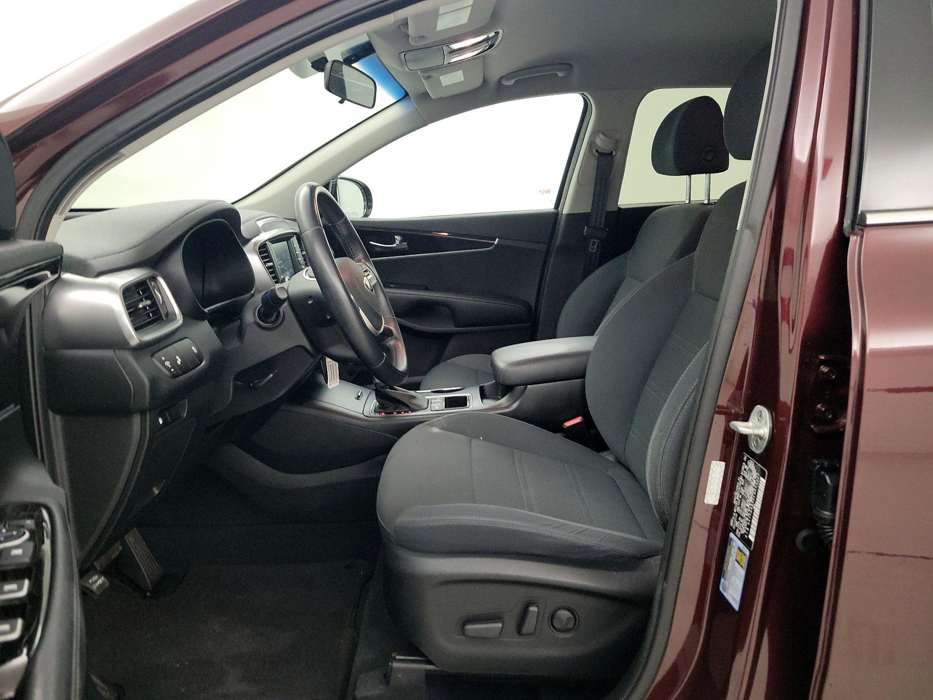 Thumbnail: 2020 Kia Sorento - 11