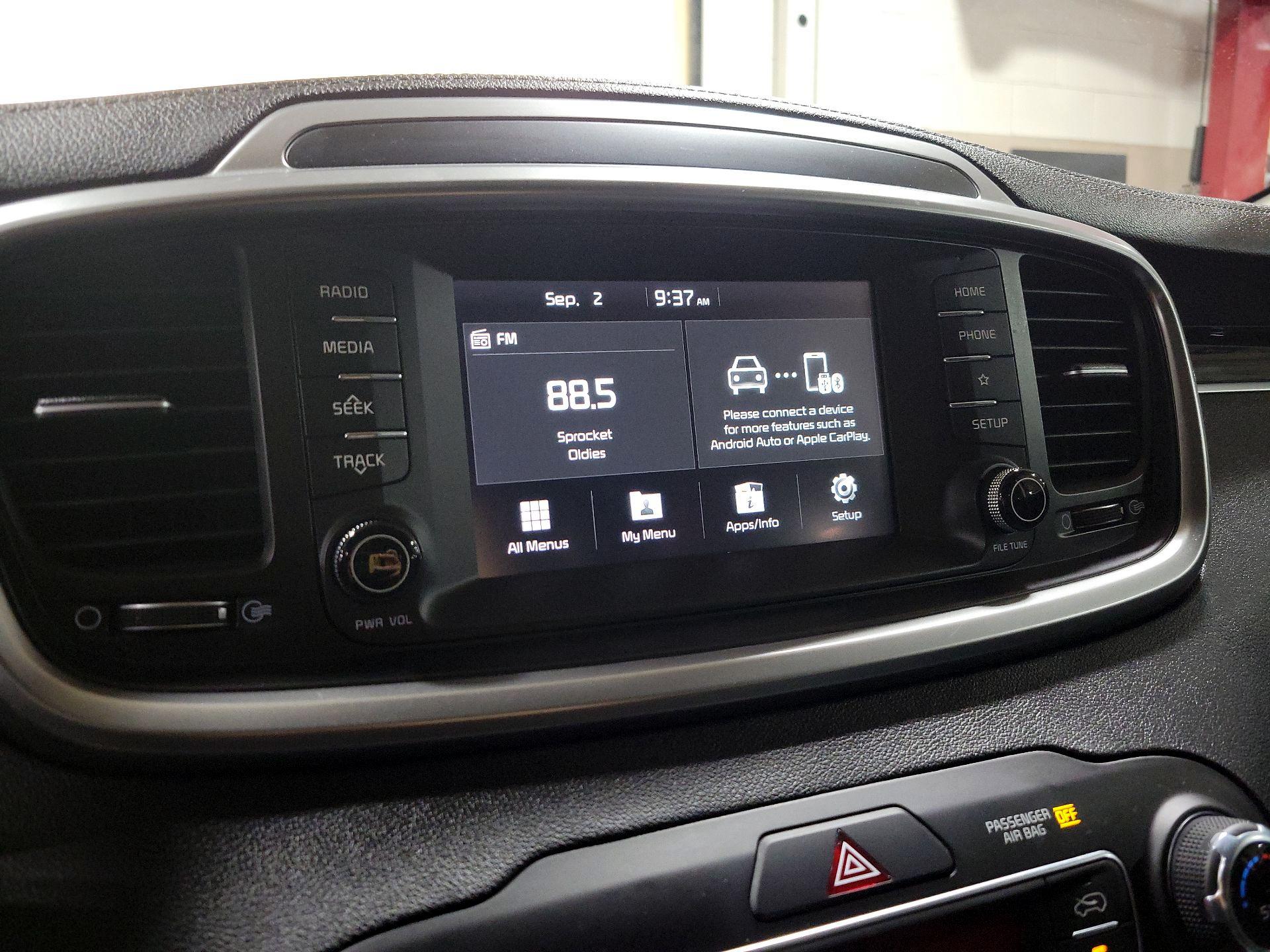 Thumbnail: 2020 Kia Sorento - 15