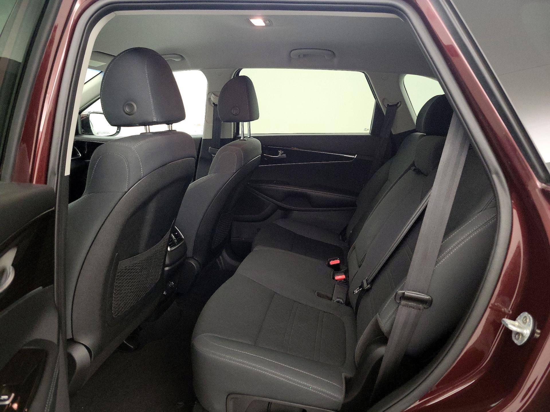 Thumbnail: 2020 Kia Sorento - 18