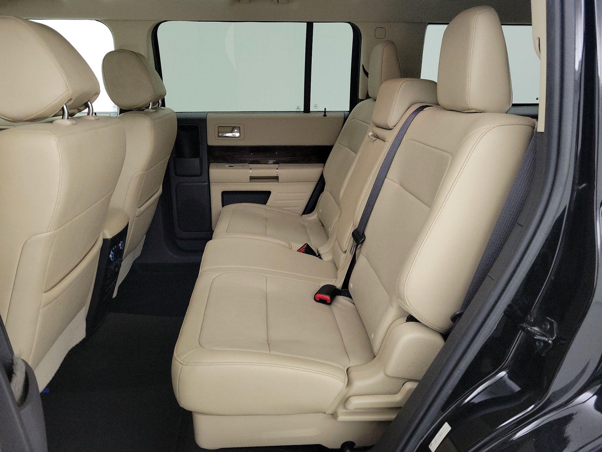 Thumbnail: 2018 Ford Flex - 19