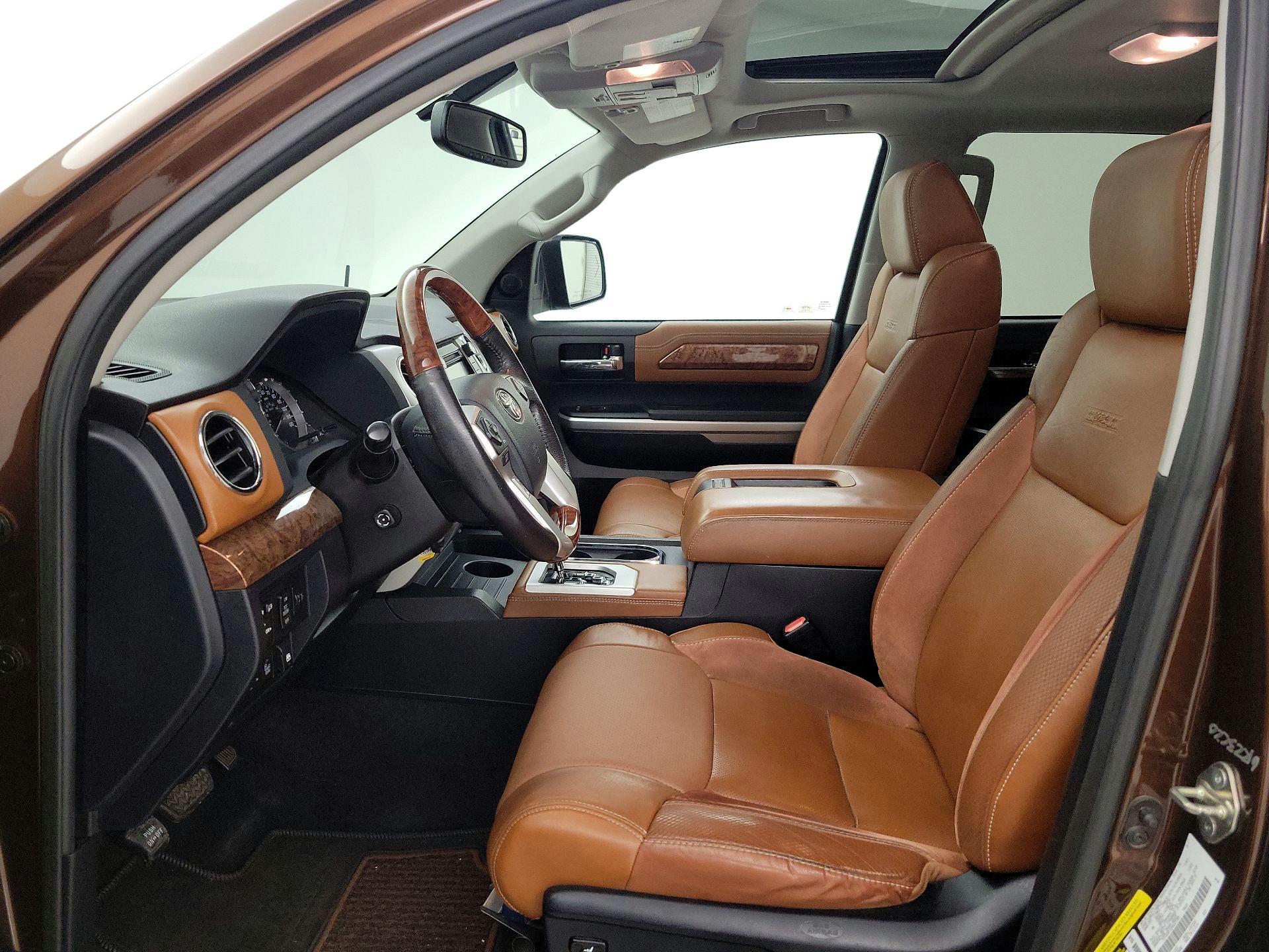 Thumbnail: 2017 Toyota Tundra - 11