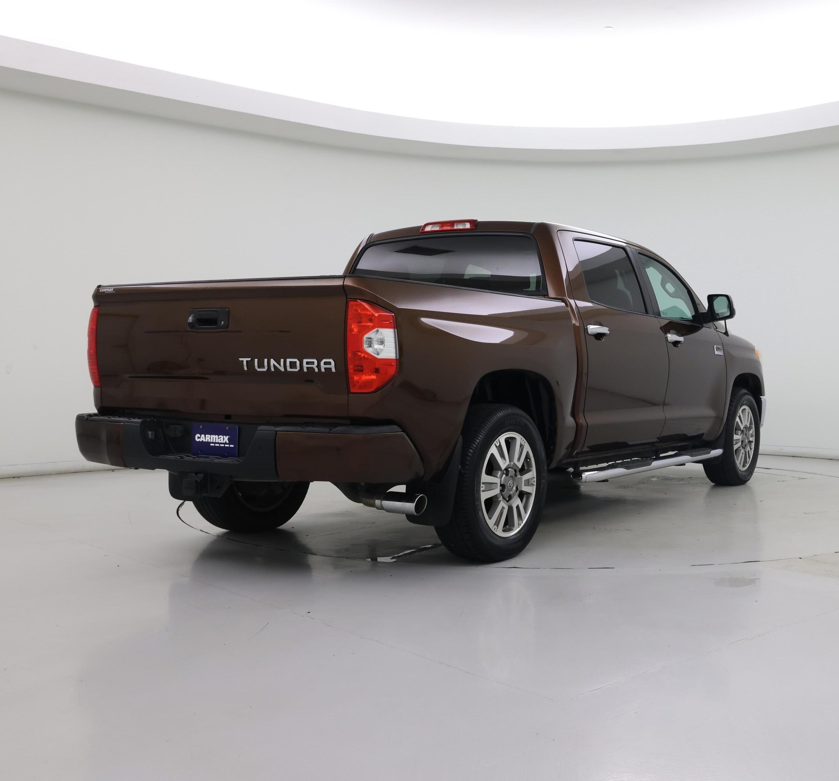 Thumbnail: 2017 Toyota Tundra - 8