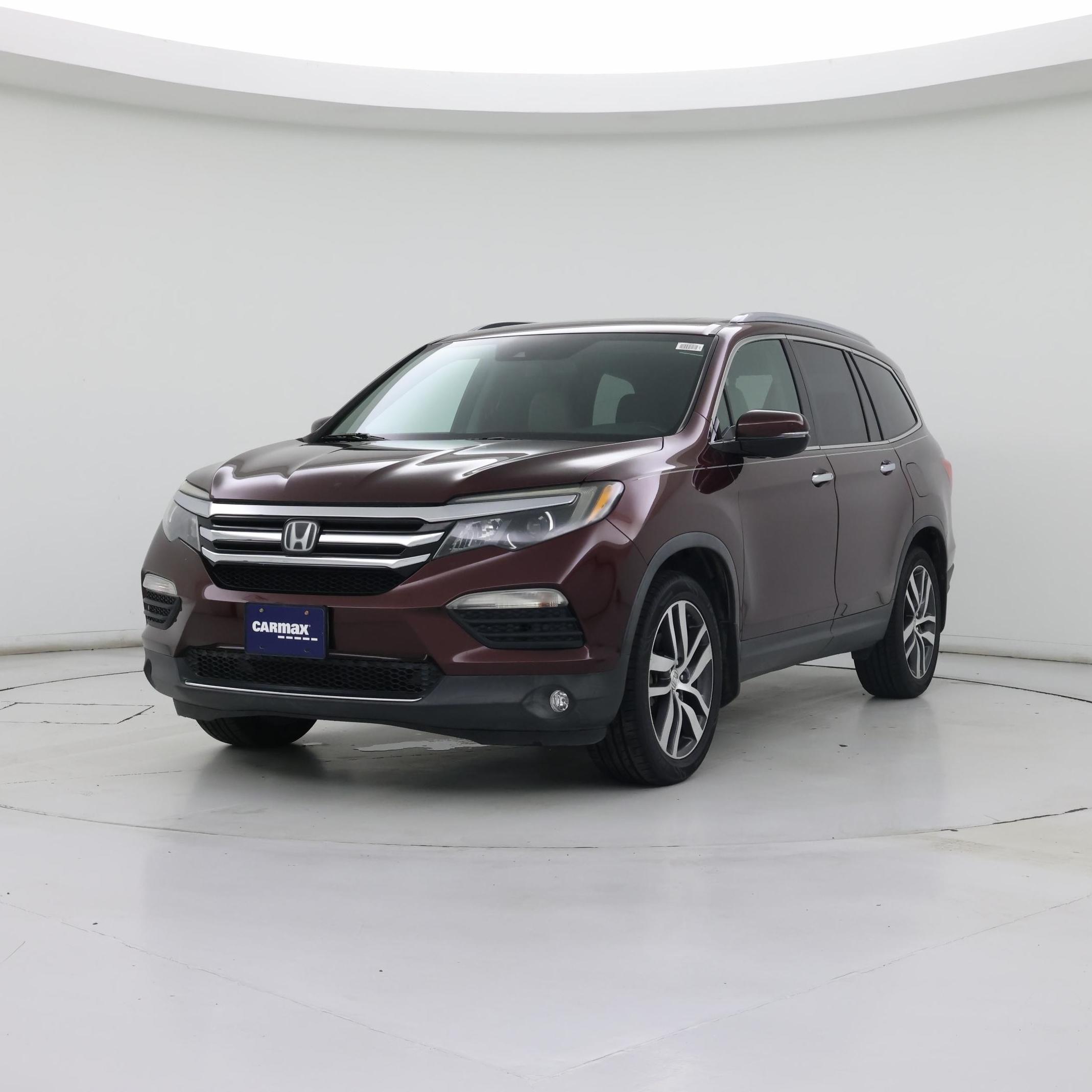 Thumbnail: 2017 Honda Pilot - 4
