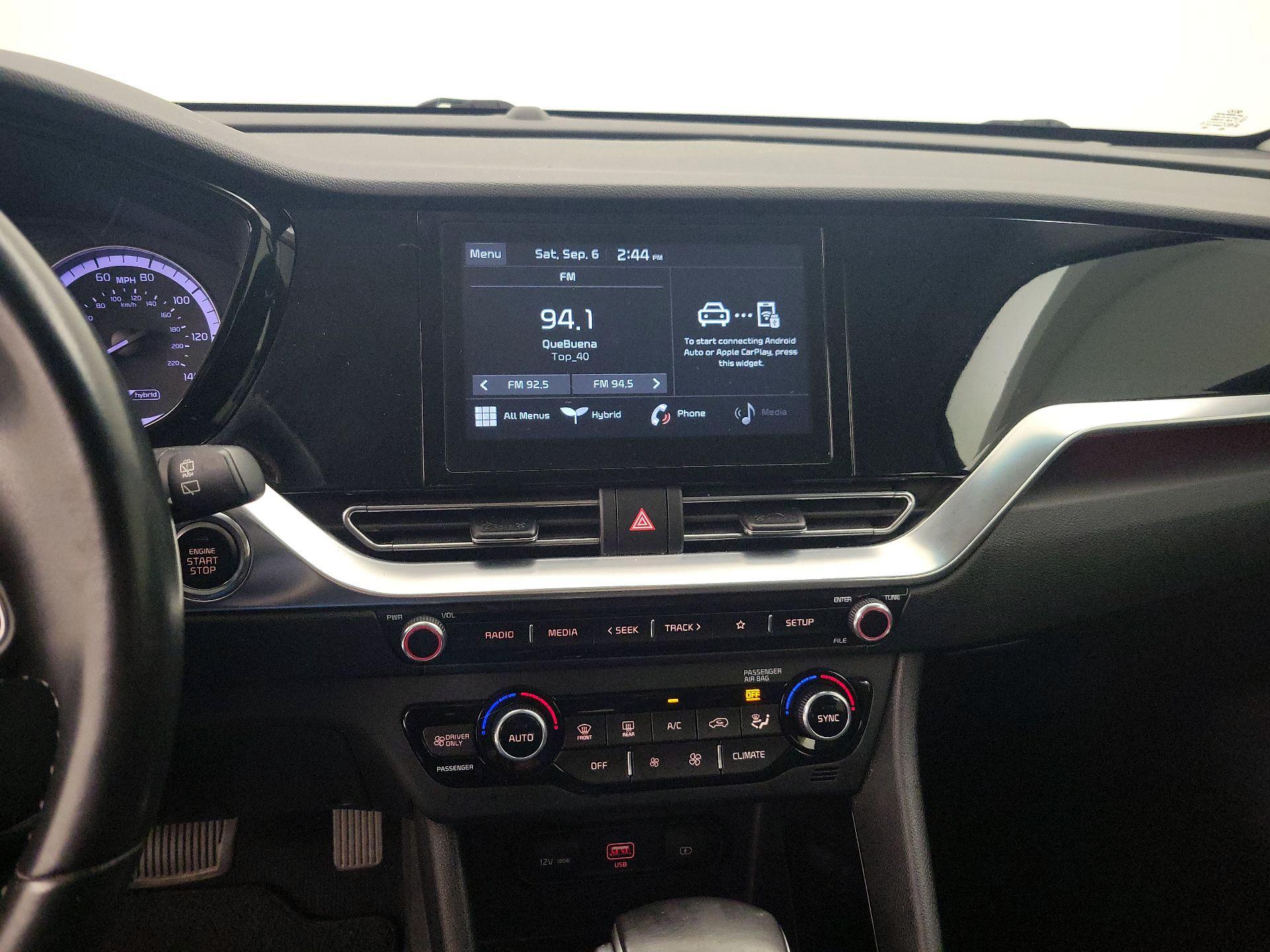 Thumbnail: 2021 Kia Niro - 15