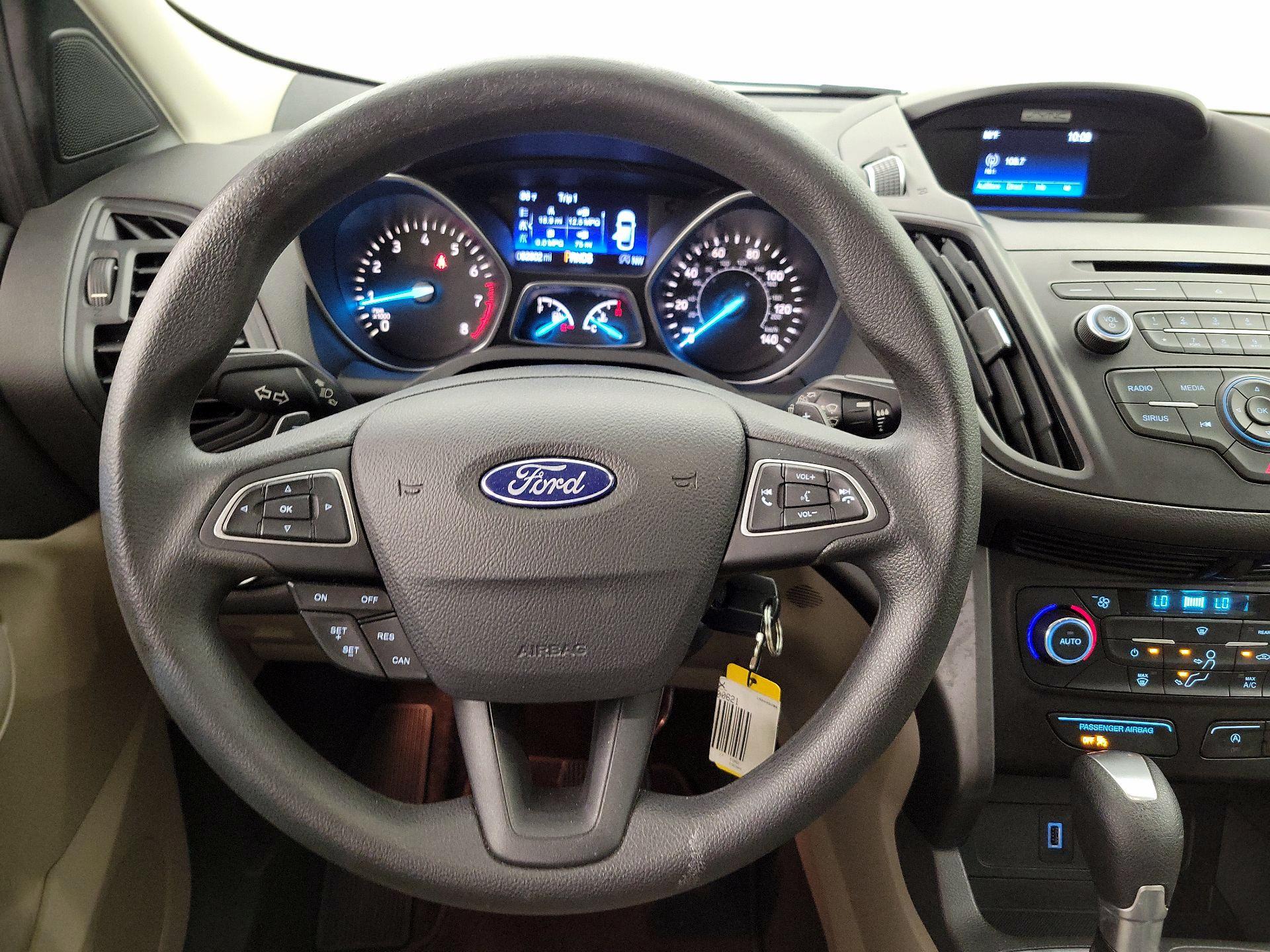 Thumbnail: 2017 Ford Escape - 10