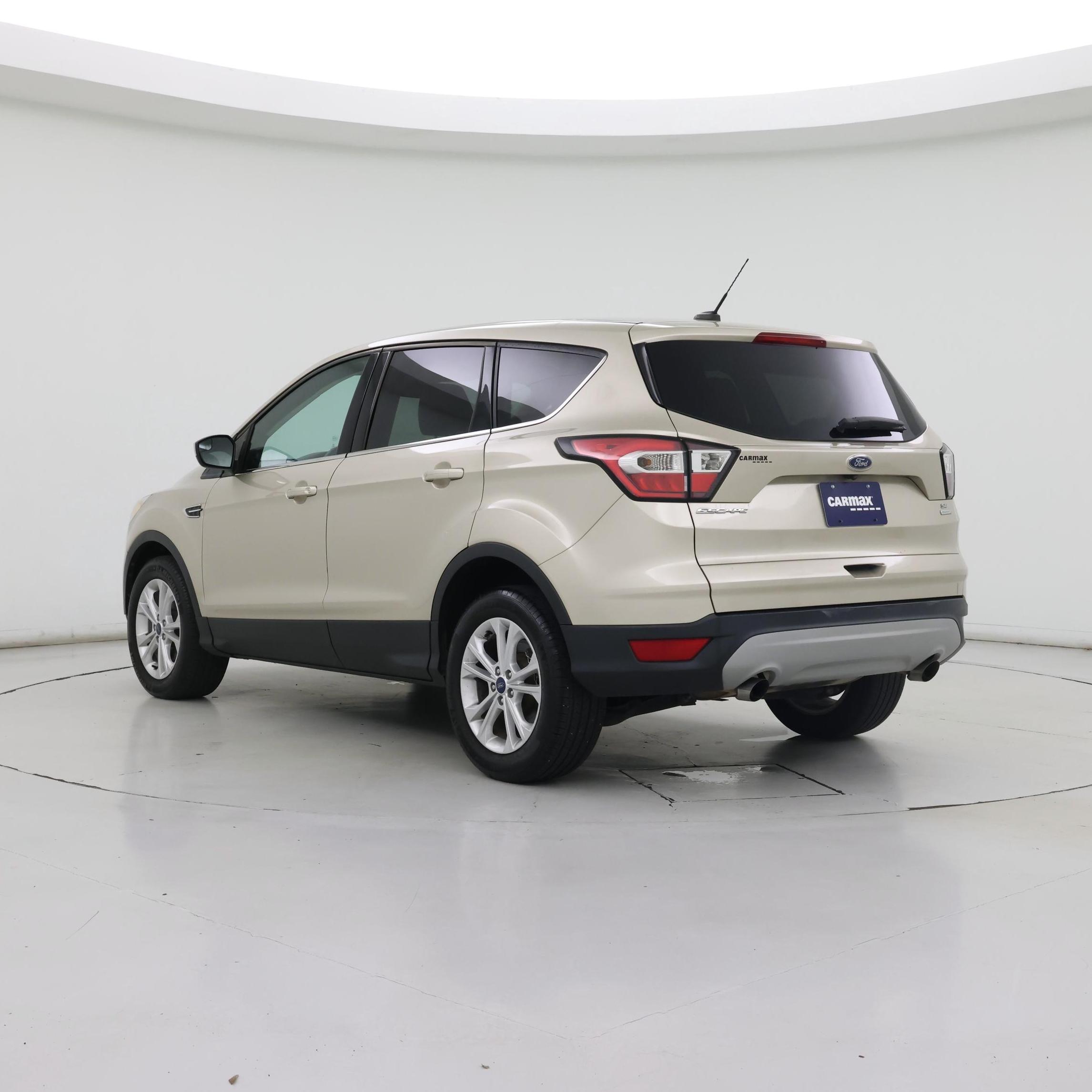 Thumbnail: 2017 Ford Escape - 2