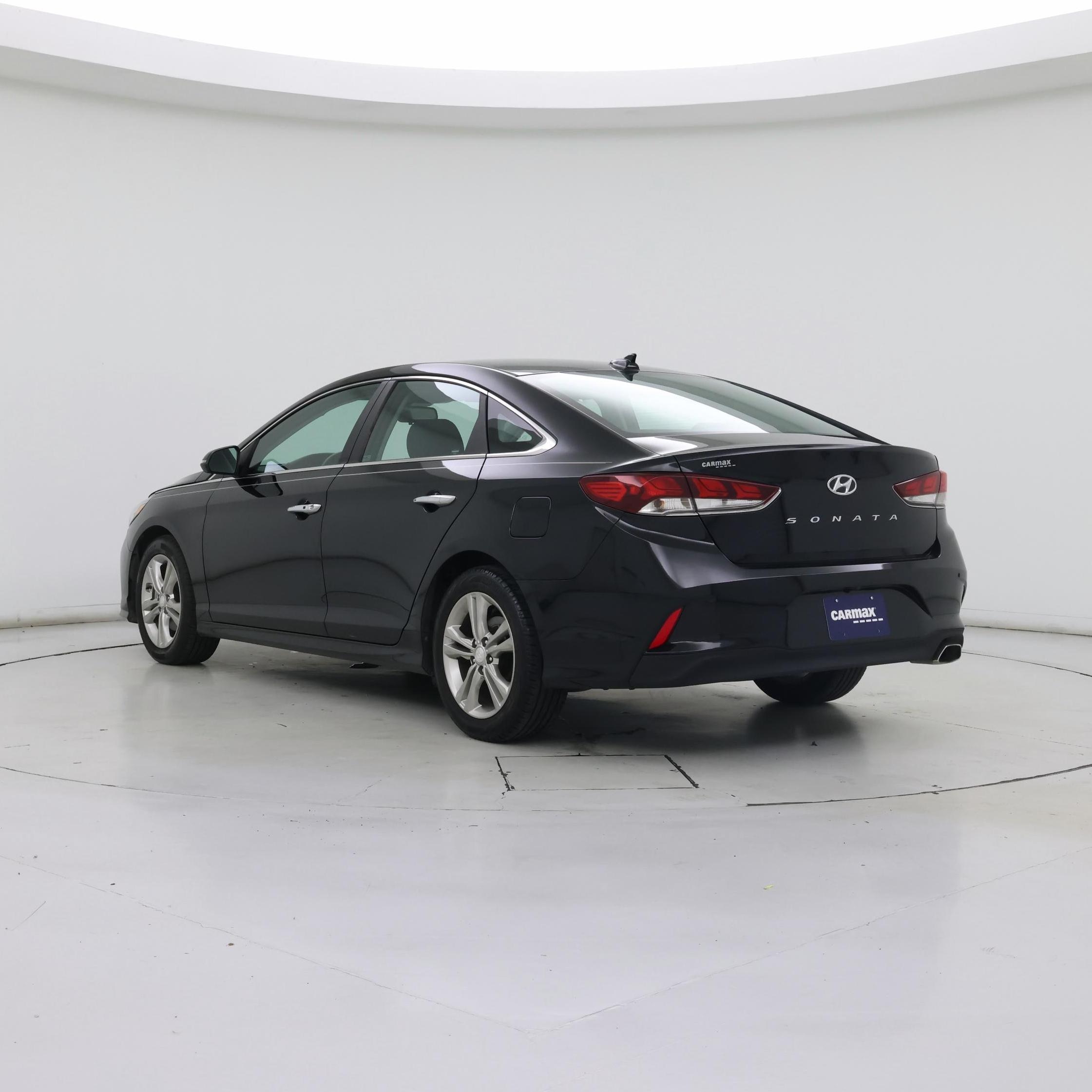 Thumbnail: 2018 Hyundai Sonata - 2