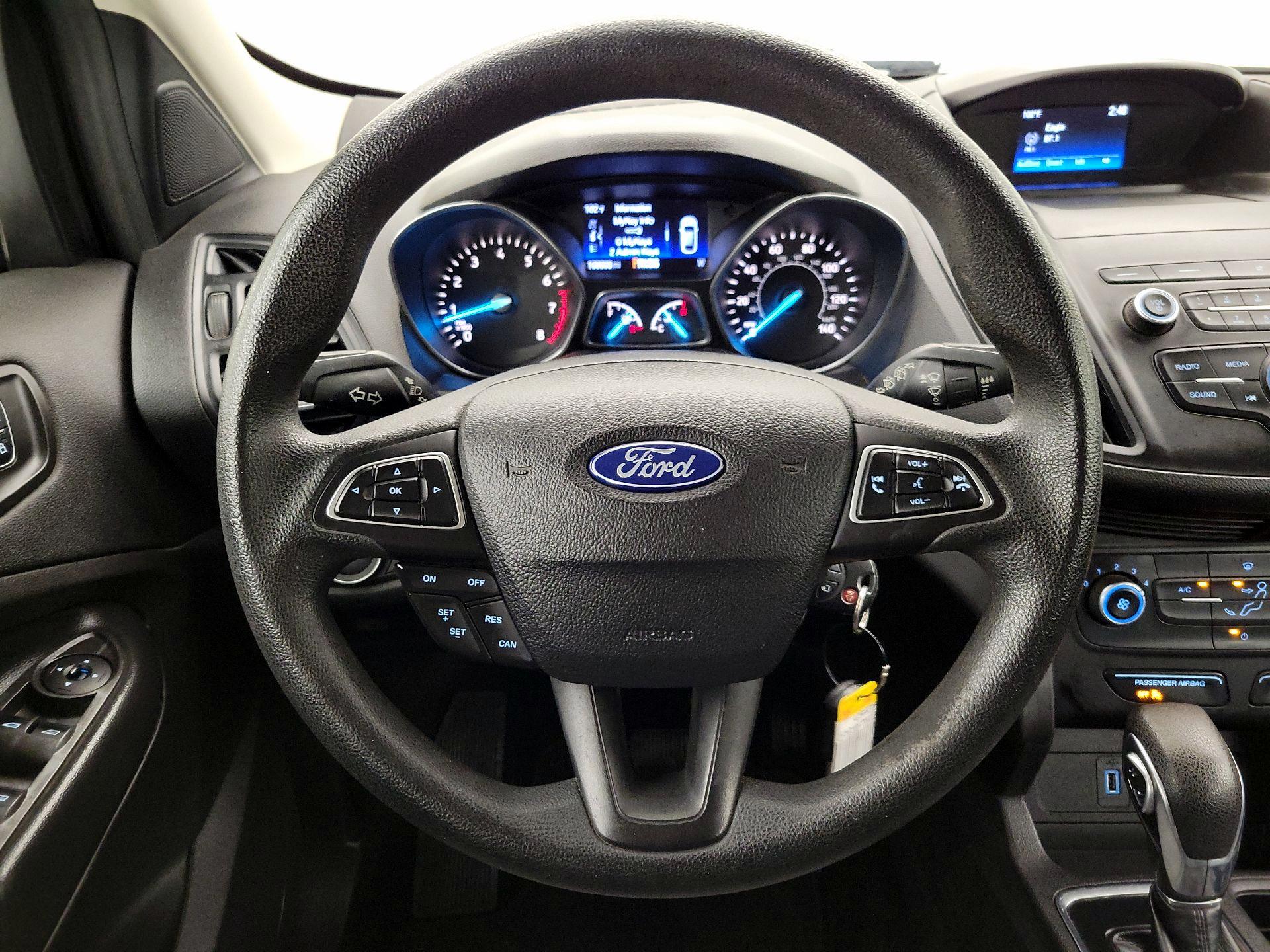 Thumbnail: 2019 Ford Escape - 10