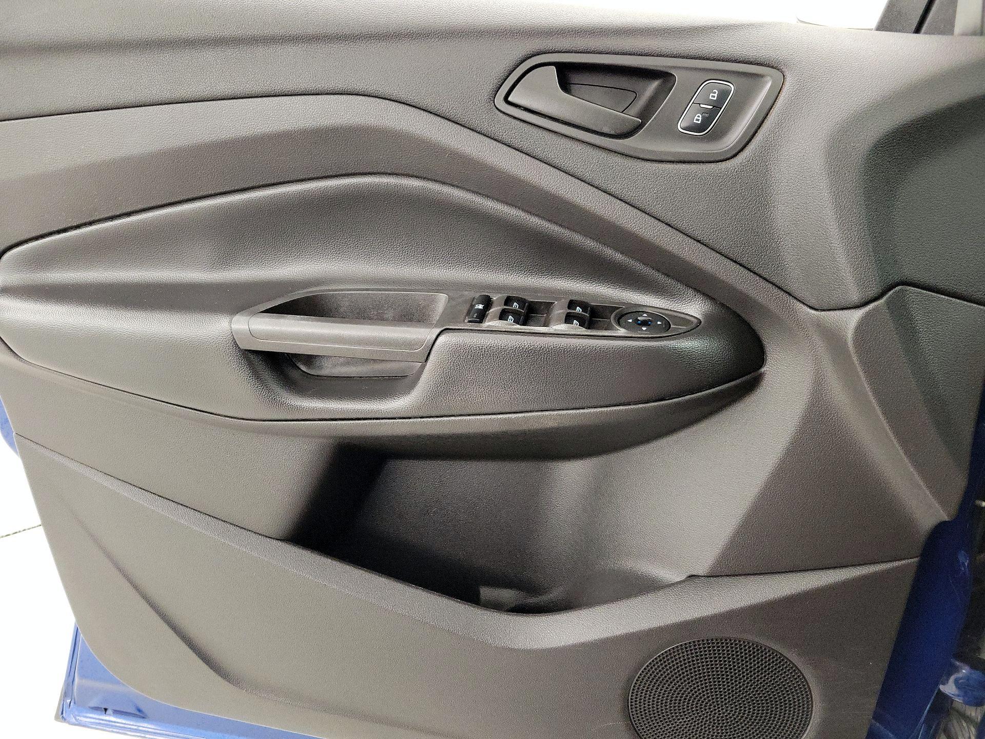 Thumbnail: 2019 Ford Escape - 12