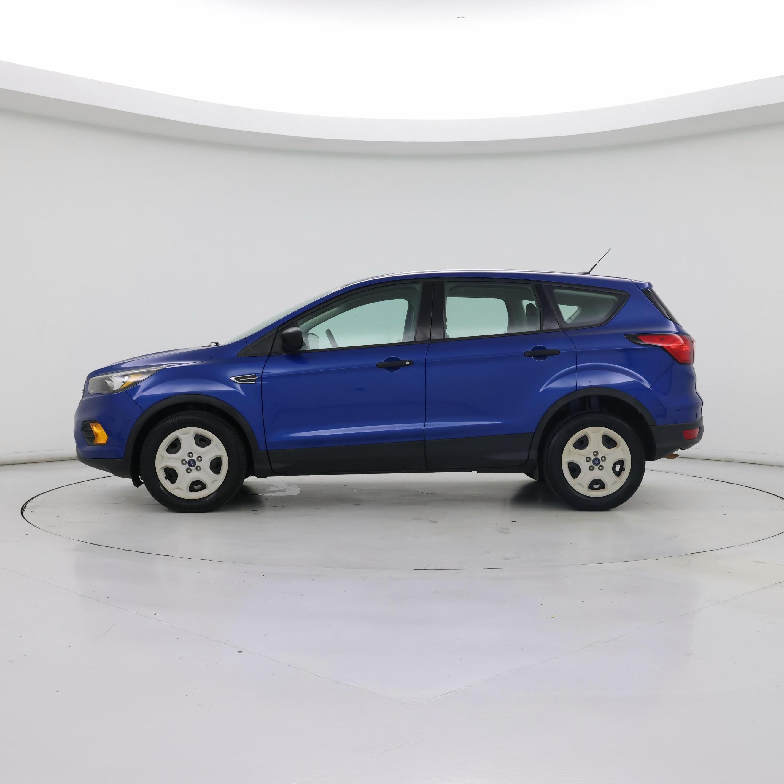 Thumbnail: 2019 Ford Escape - 3