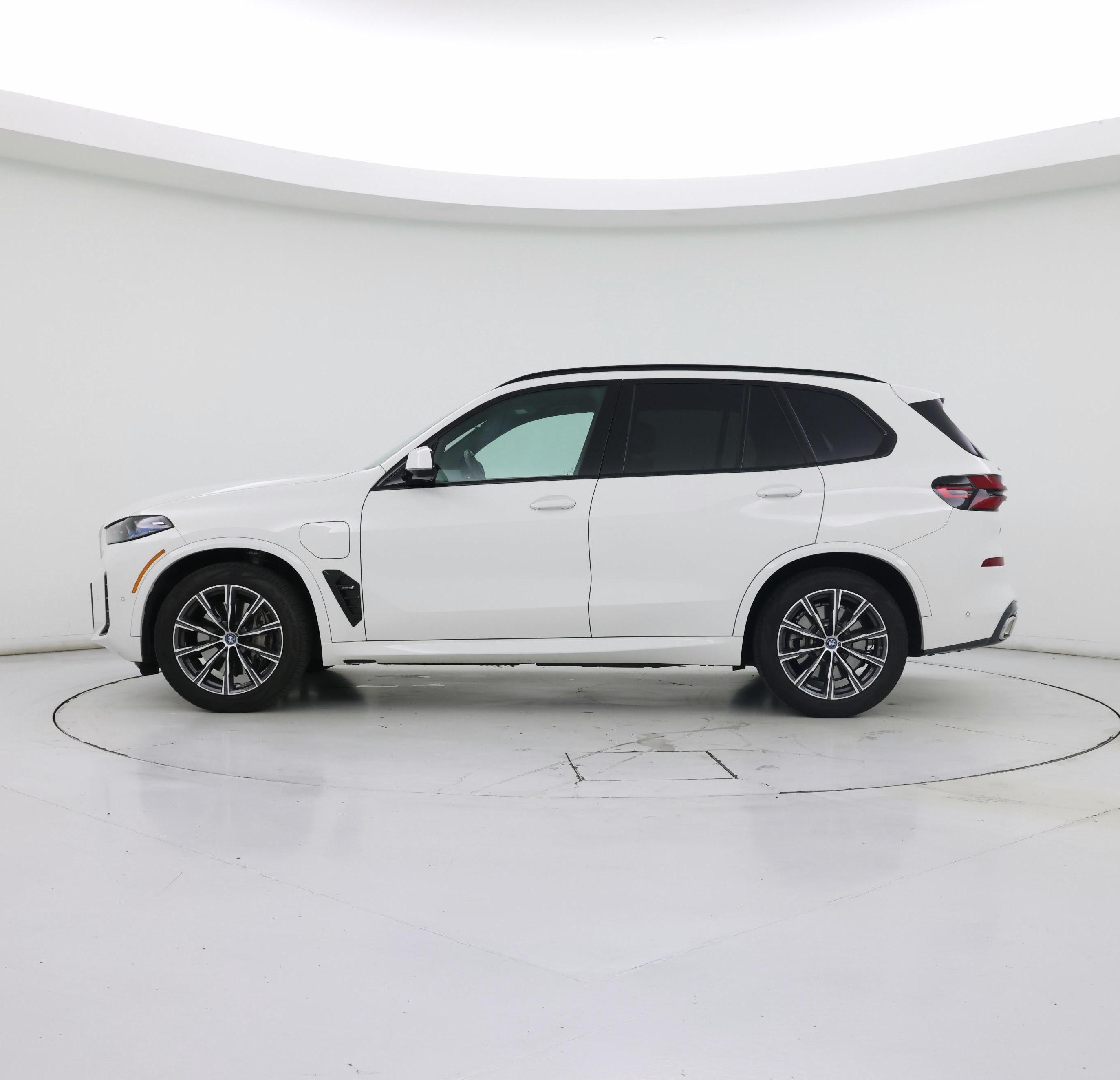 Thumbnail: 2024 BMW X5 - 3