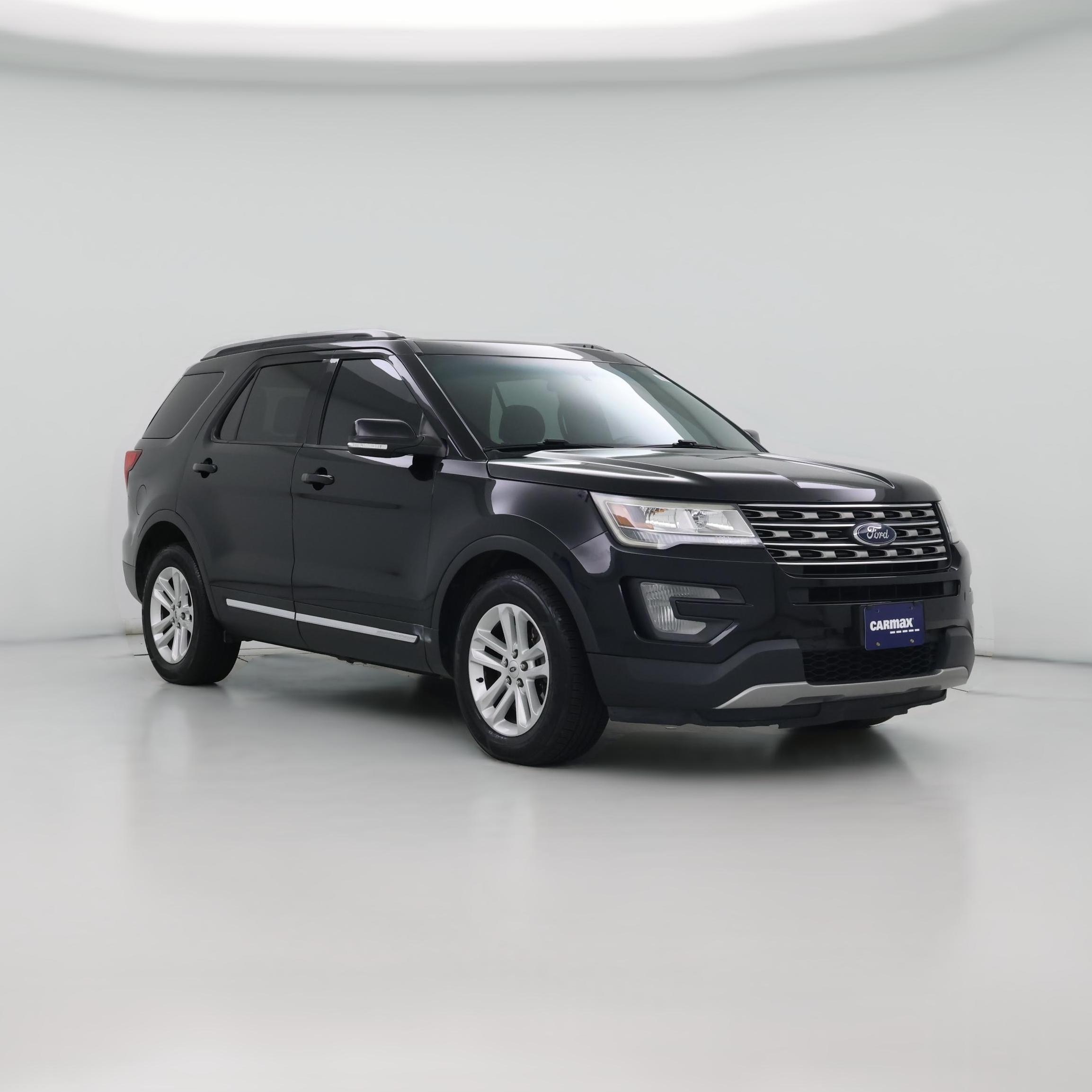 Thumbnail: 2017 Ford Explorer - 1